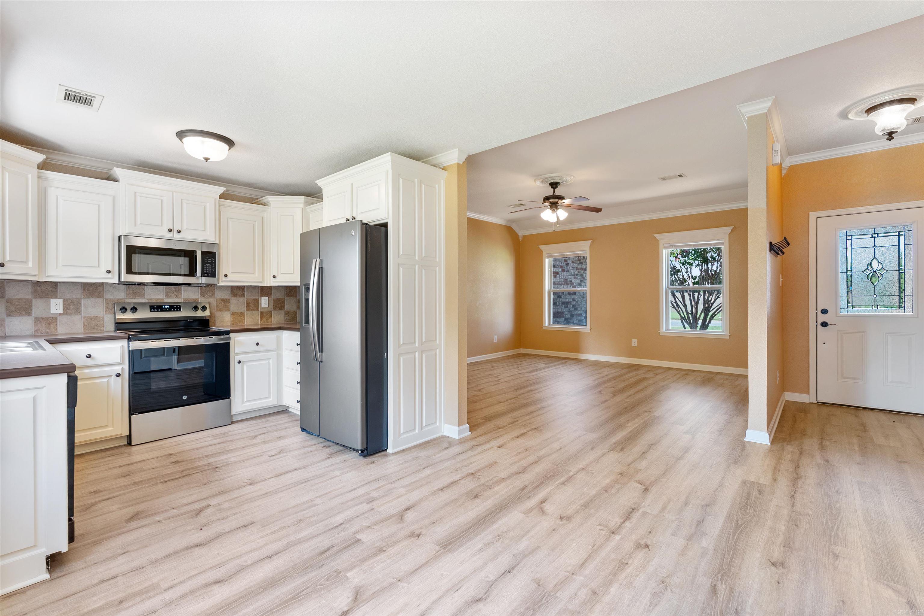 13 Castleton  Ward, AR