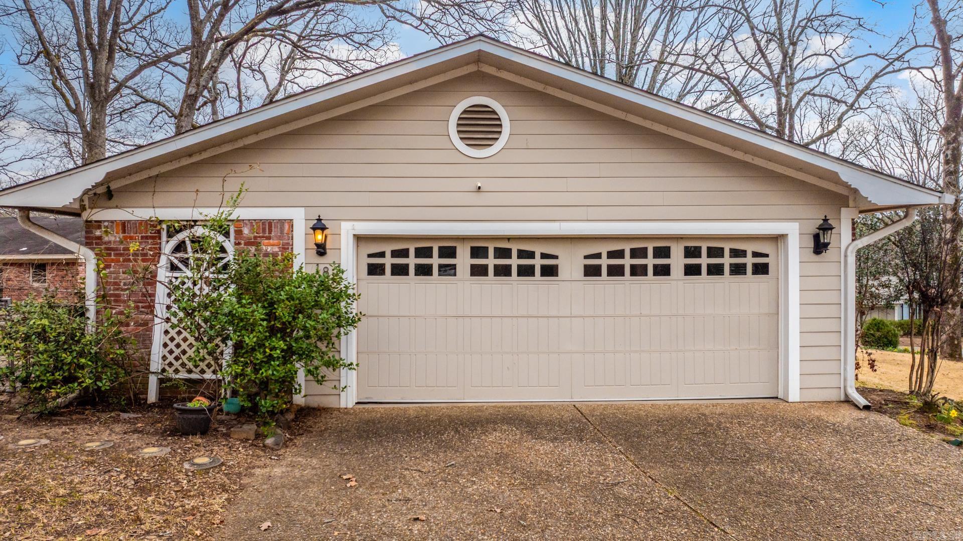 18 Pine Tree  North Little Rock, AR