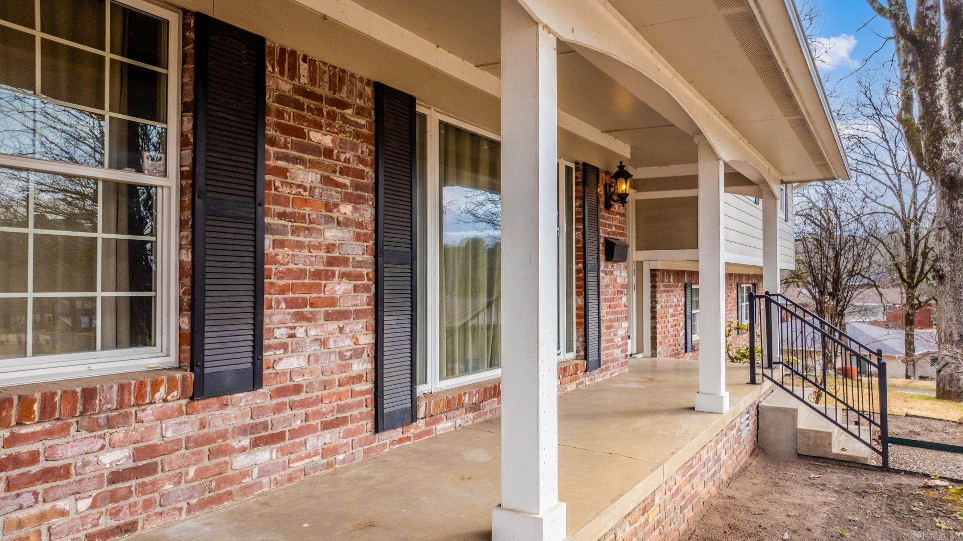 18 Pine Tree  North Little Rock, AR