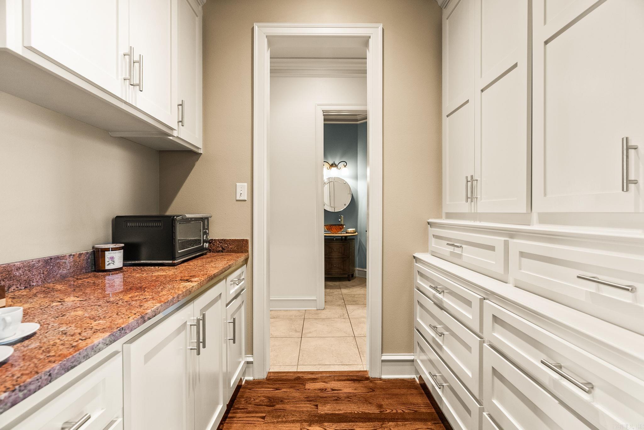 147 Manitou Drive  Maumelle, AR