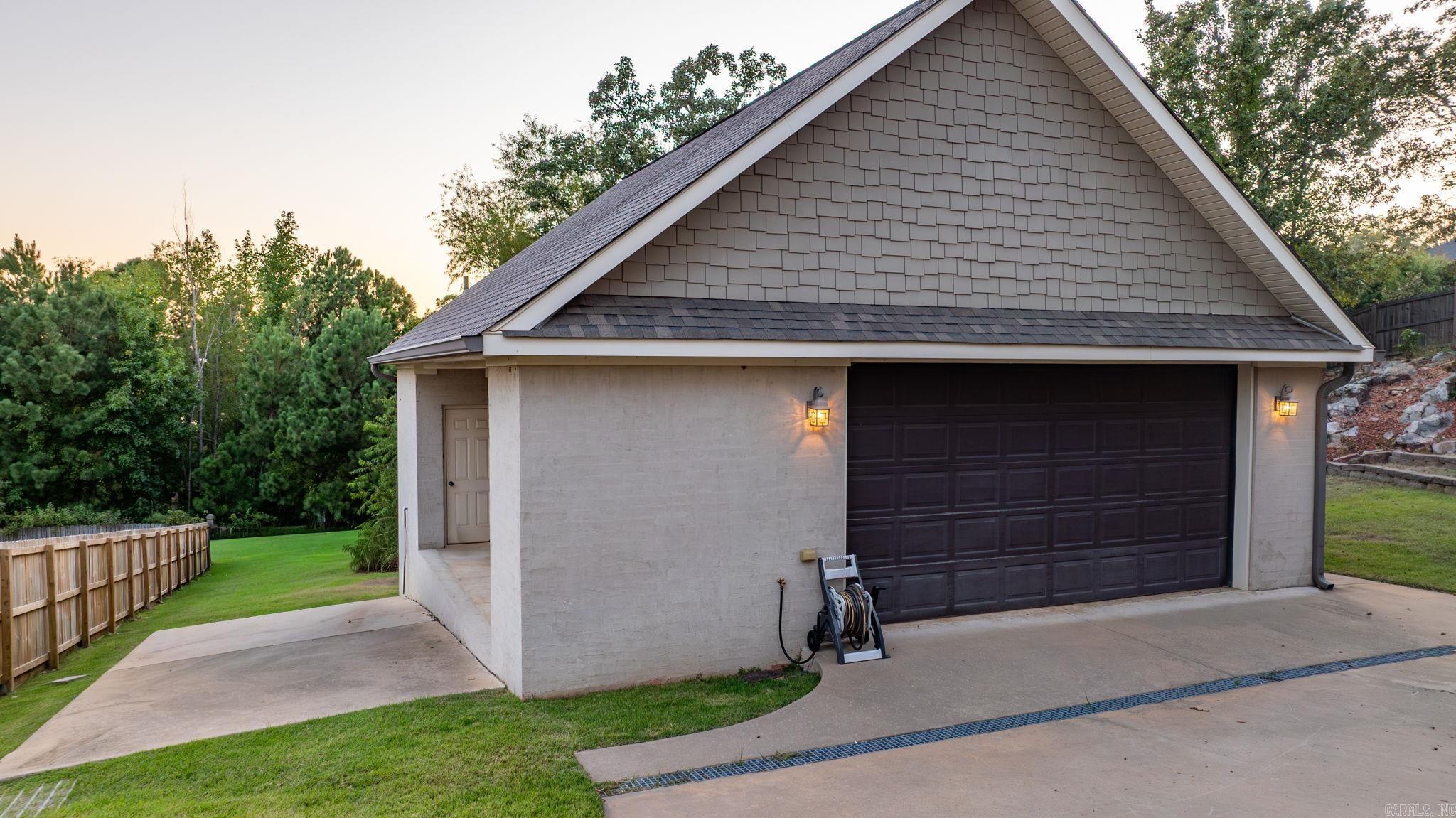 147 Manitou Drive  Maumelle, AR