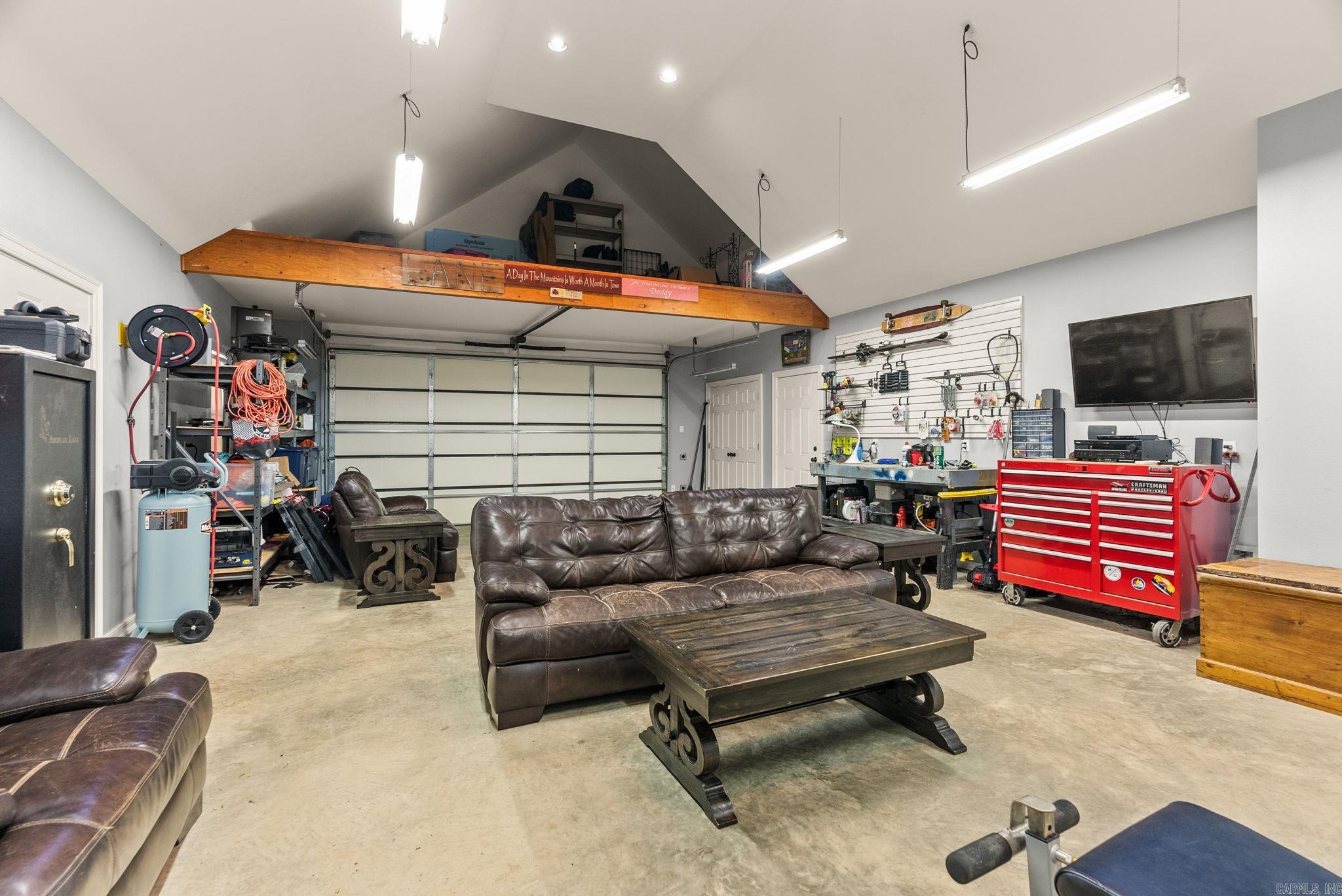 147 Manitou Drive  Maumelle, AR