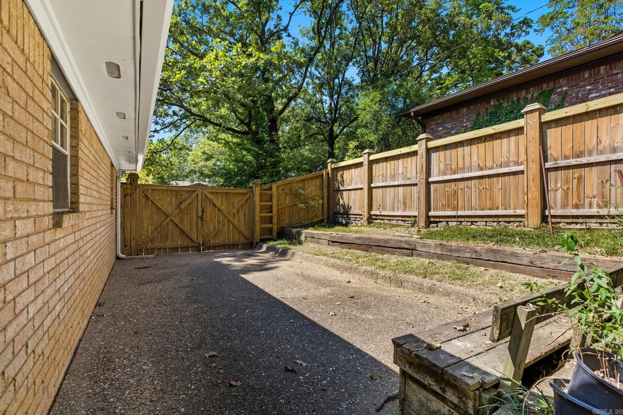 7100 Sequoyah  North Little Rock, AR