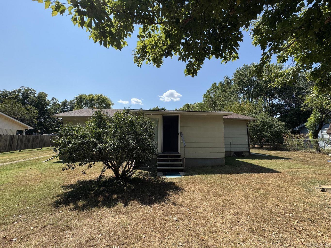 20 Diane  Ash Flat, AR