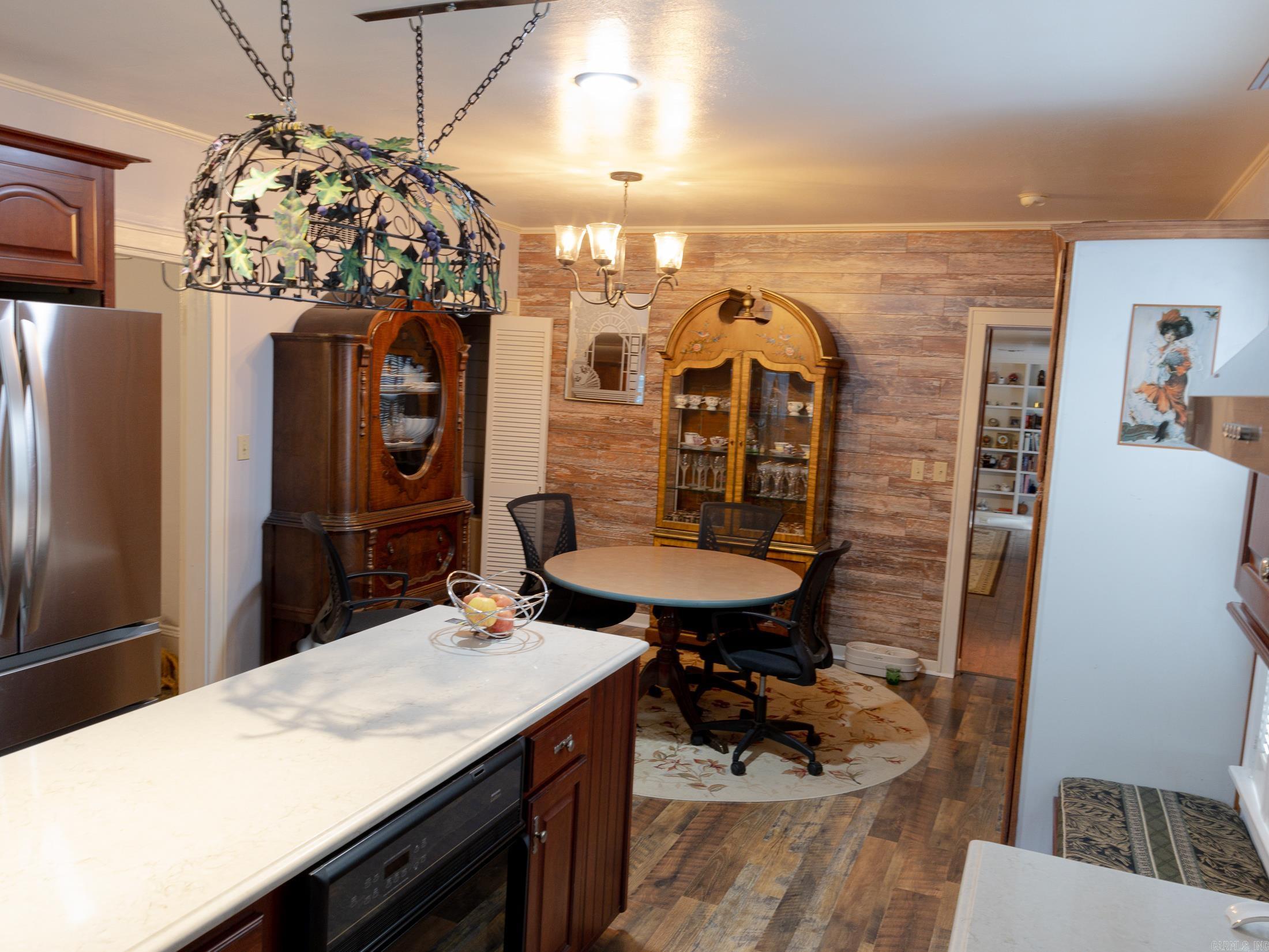 253 N 8th  Batesville, AR