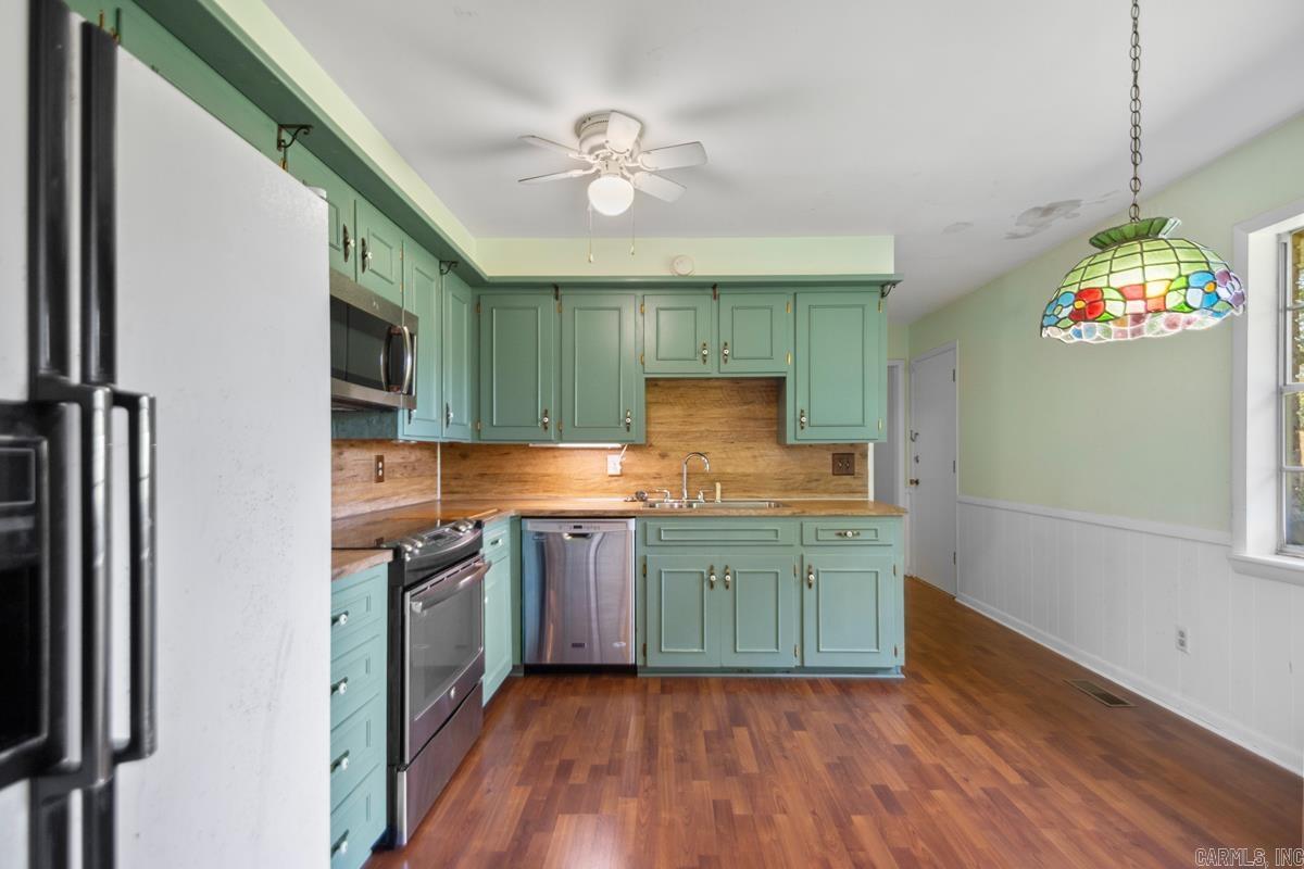 7410 Ouachita Dr  Little Rock, AR