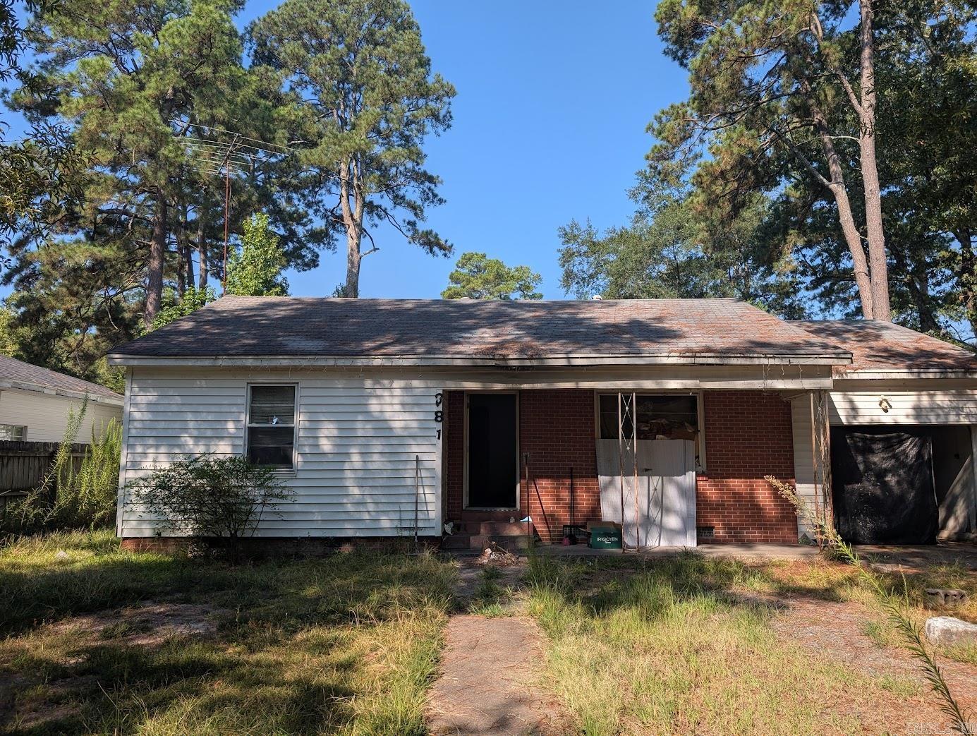 2812 Edgewood  Pine Bluff, AR