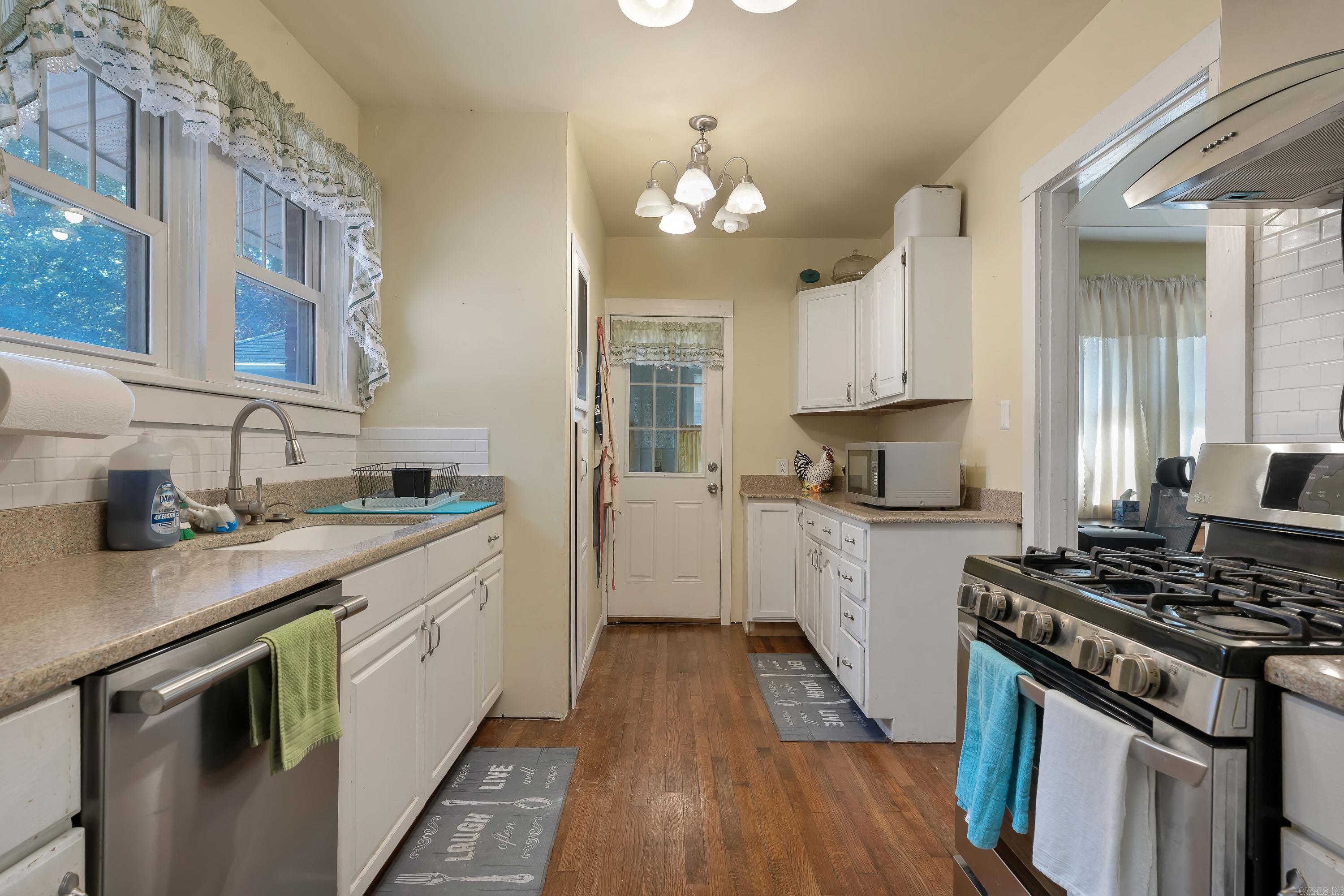 637 W Oak  Jonesboro, AR