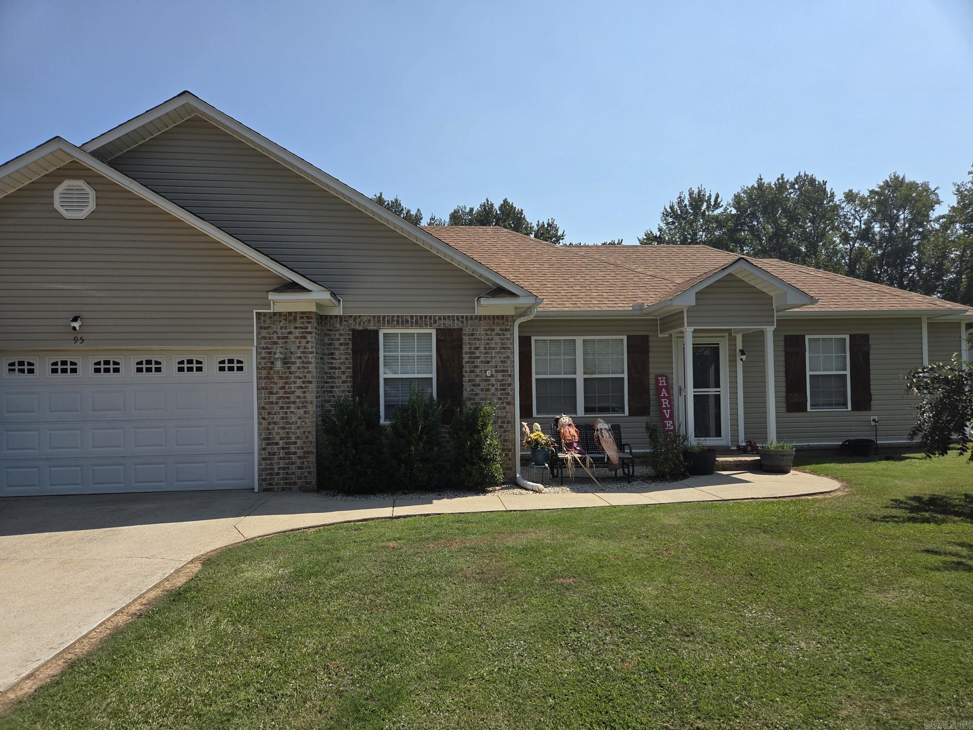 95 Tyler  Austin, AR