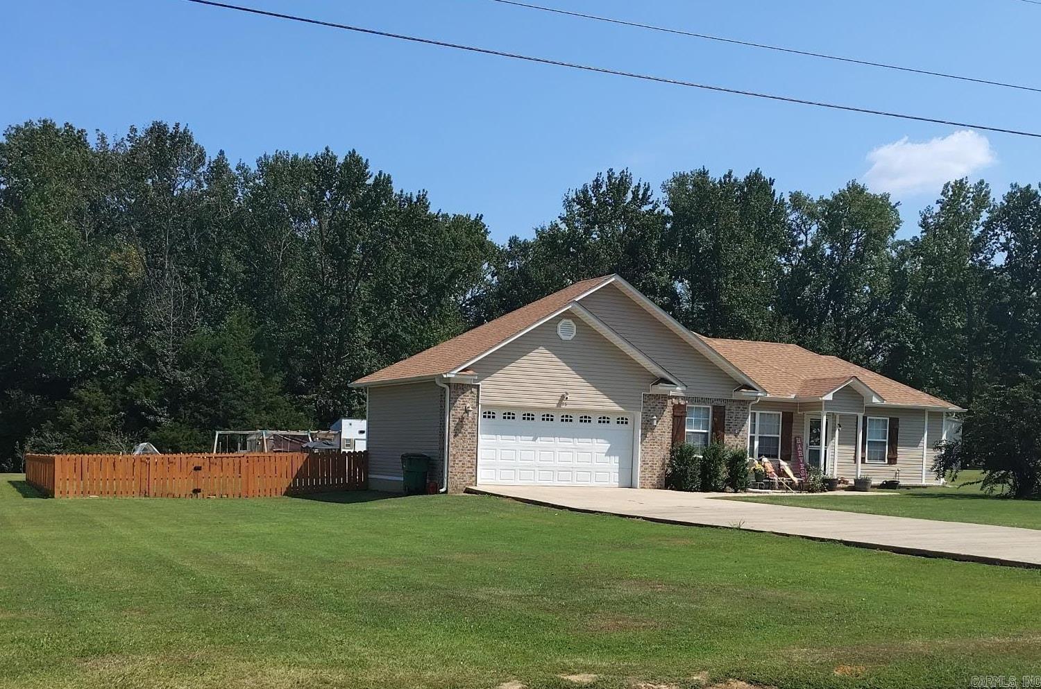 95 Tyler  Austin, AR