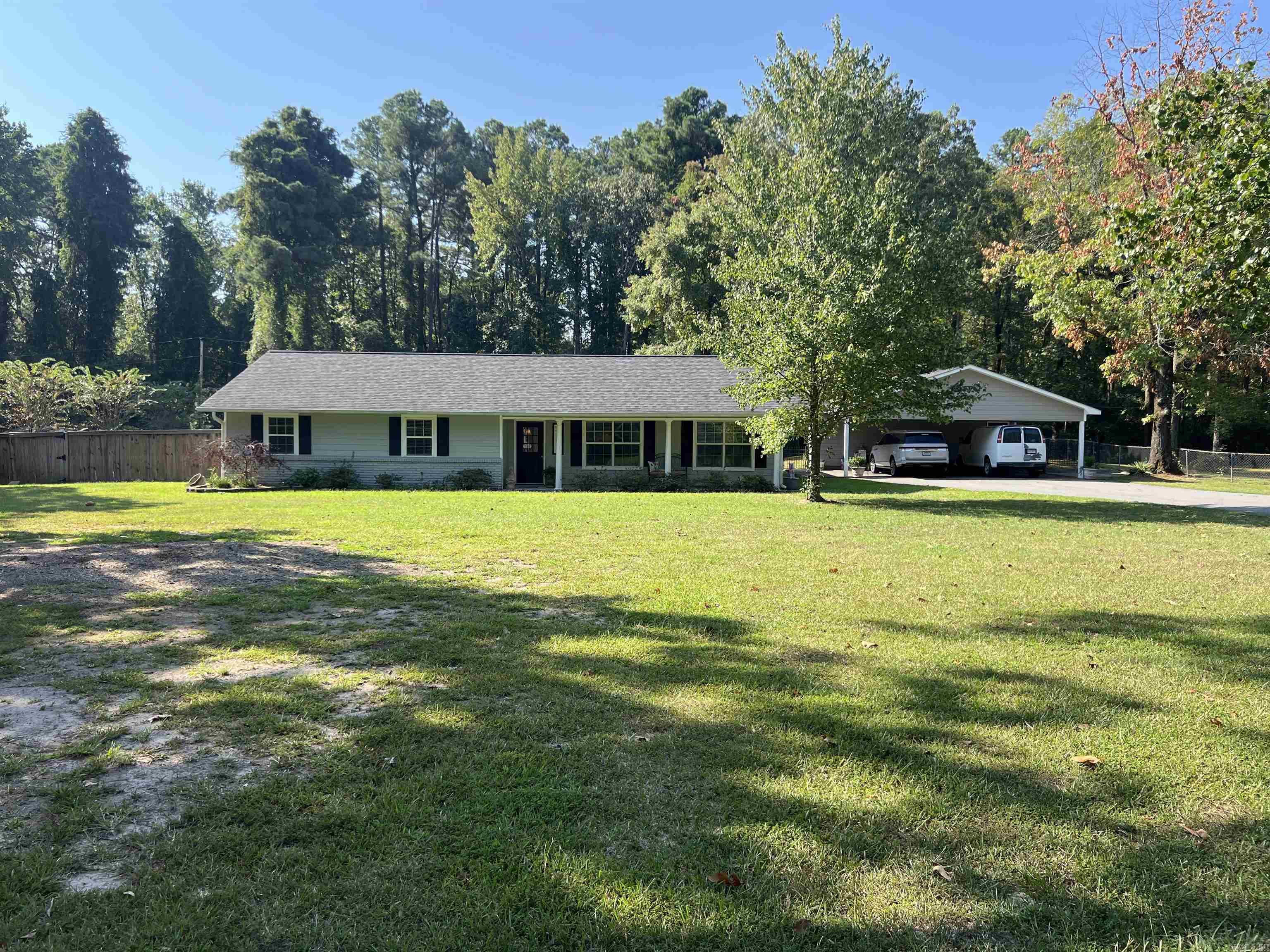 118 Timber  White Hall, AR