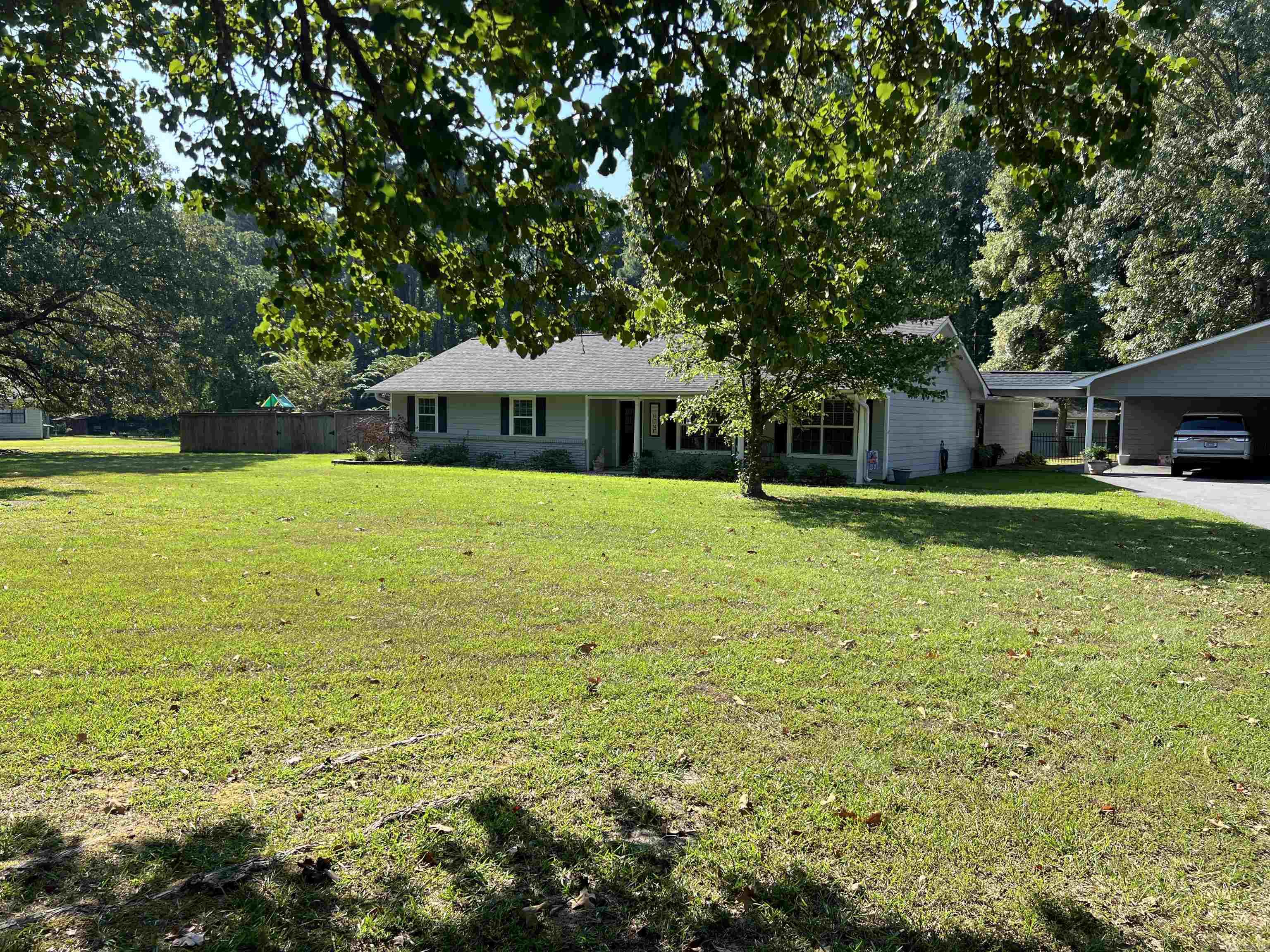 118 Timber  White Hall, AR