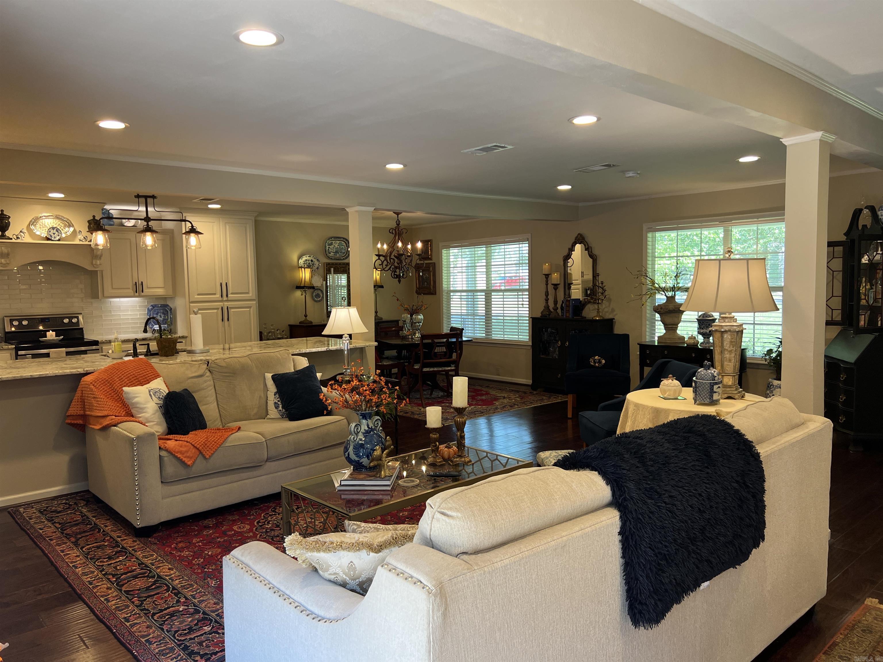 118 Timber  White Hall, AR