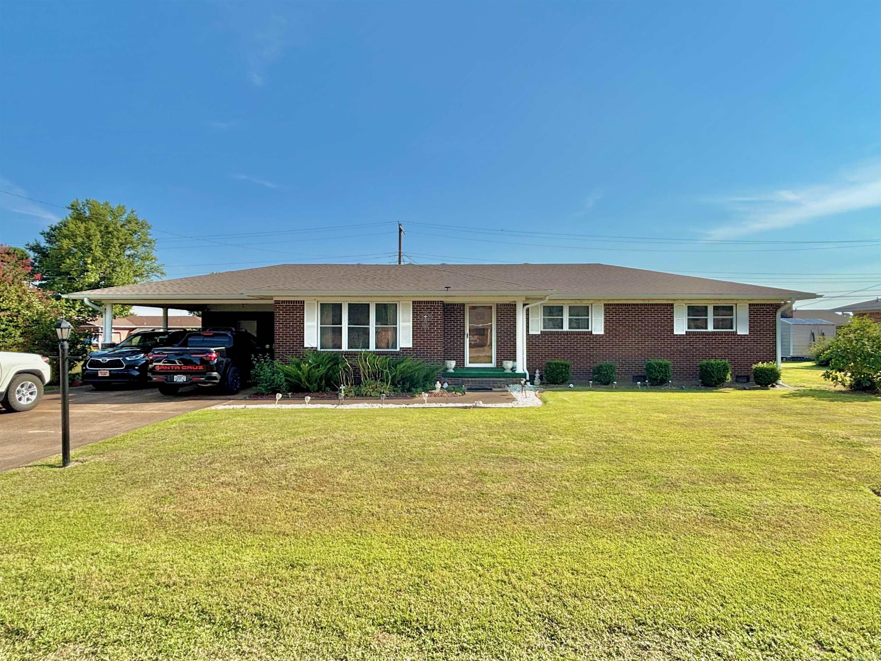1409 Magnolia Ave  Walnut Ridge, AR
