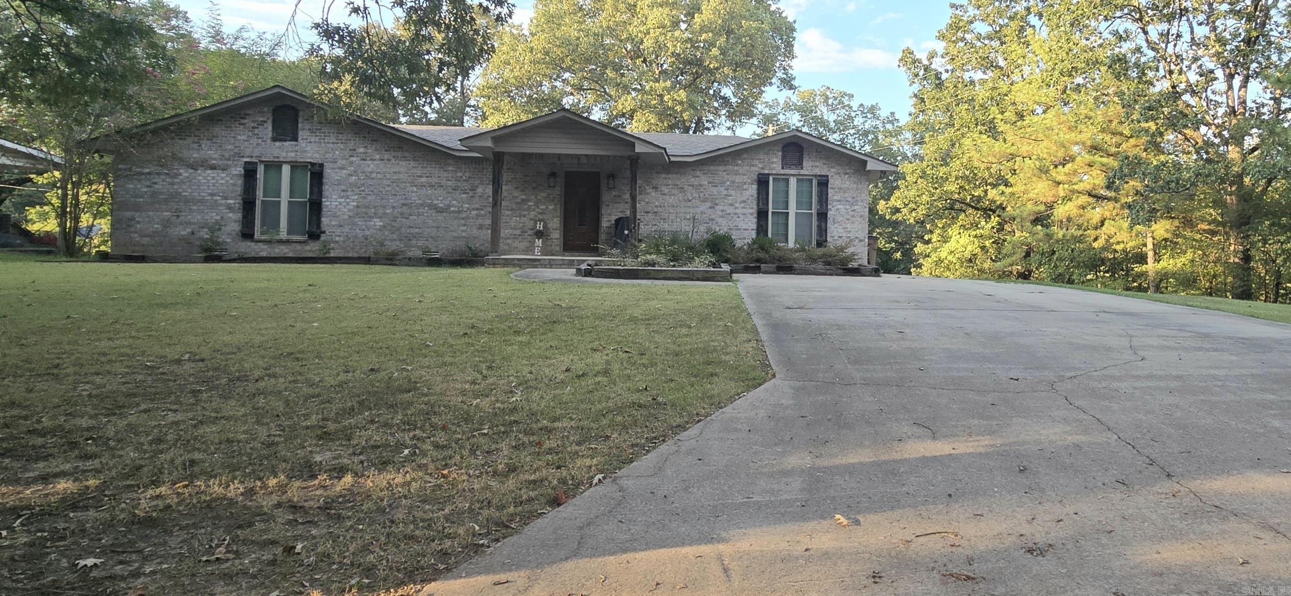 1916 Cogbill Rd  Wynne, AR