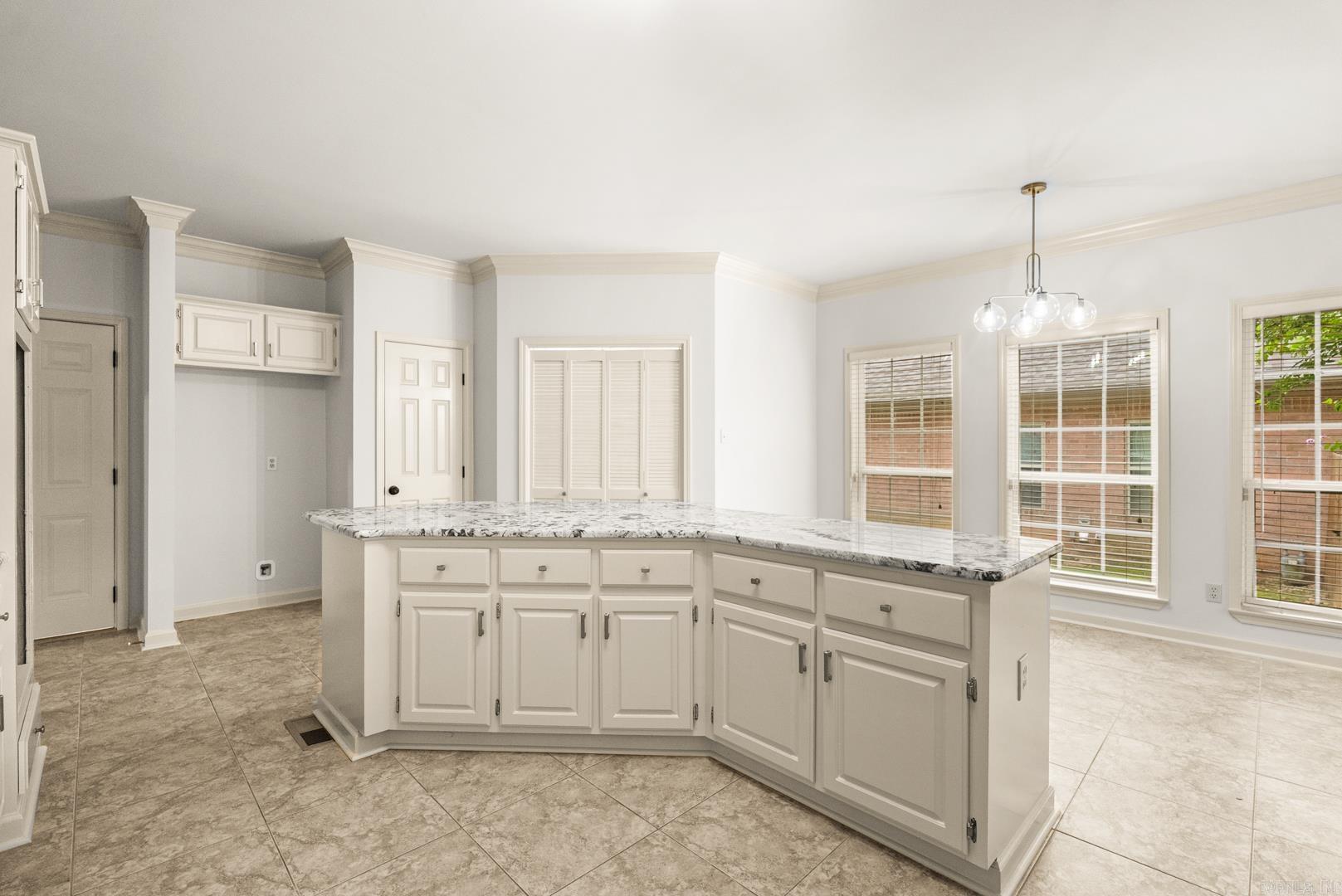 13818 Longtree  Little Rock, AR
