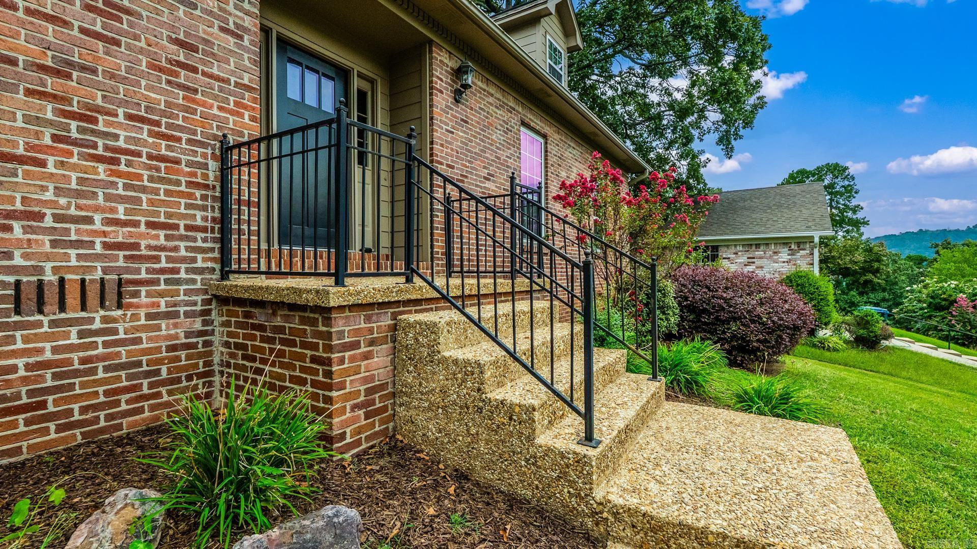 13818 Longtree  Little Rock, AR