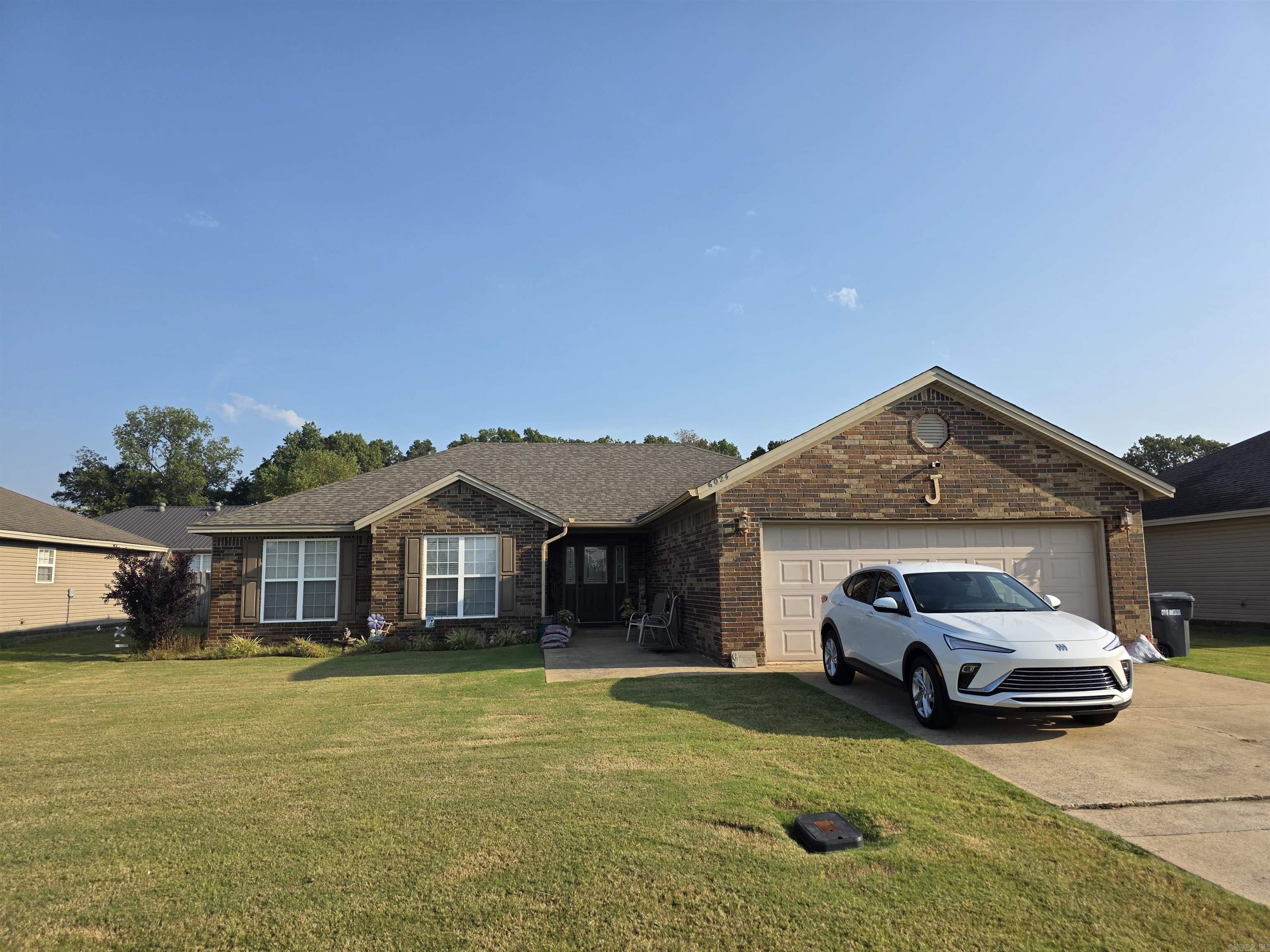 6024 Whitecliff  Jonesboro, AR