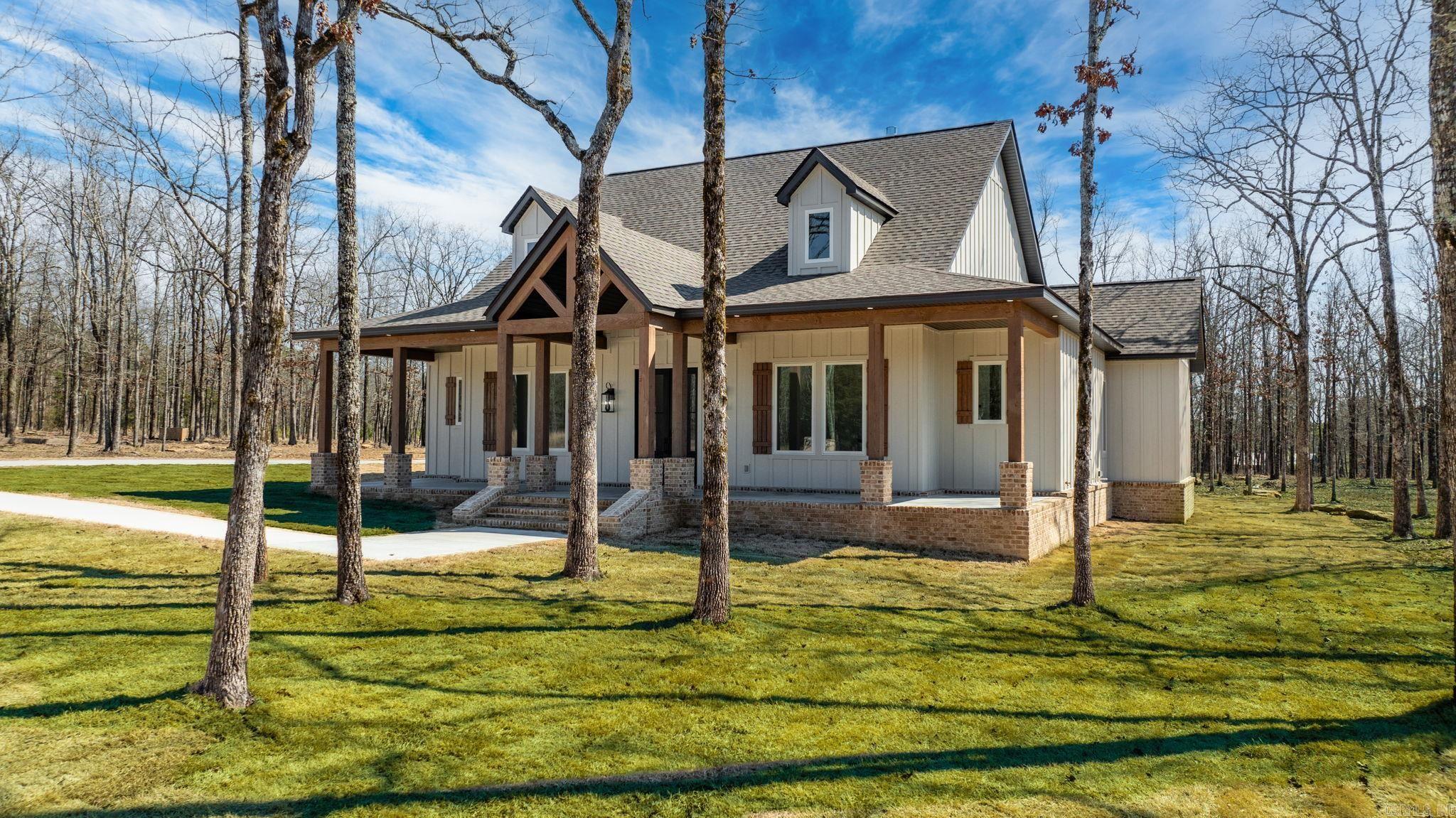 353 Hilltop Dr.  Tumbling Shoals, AR