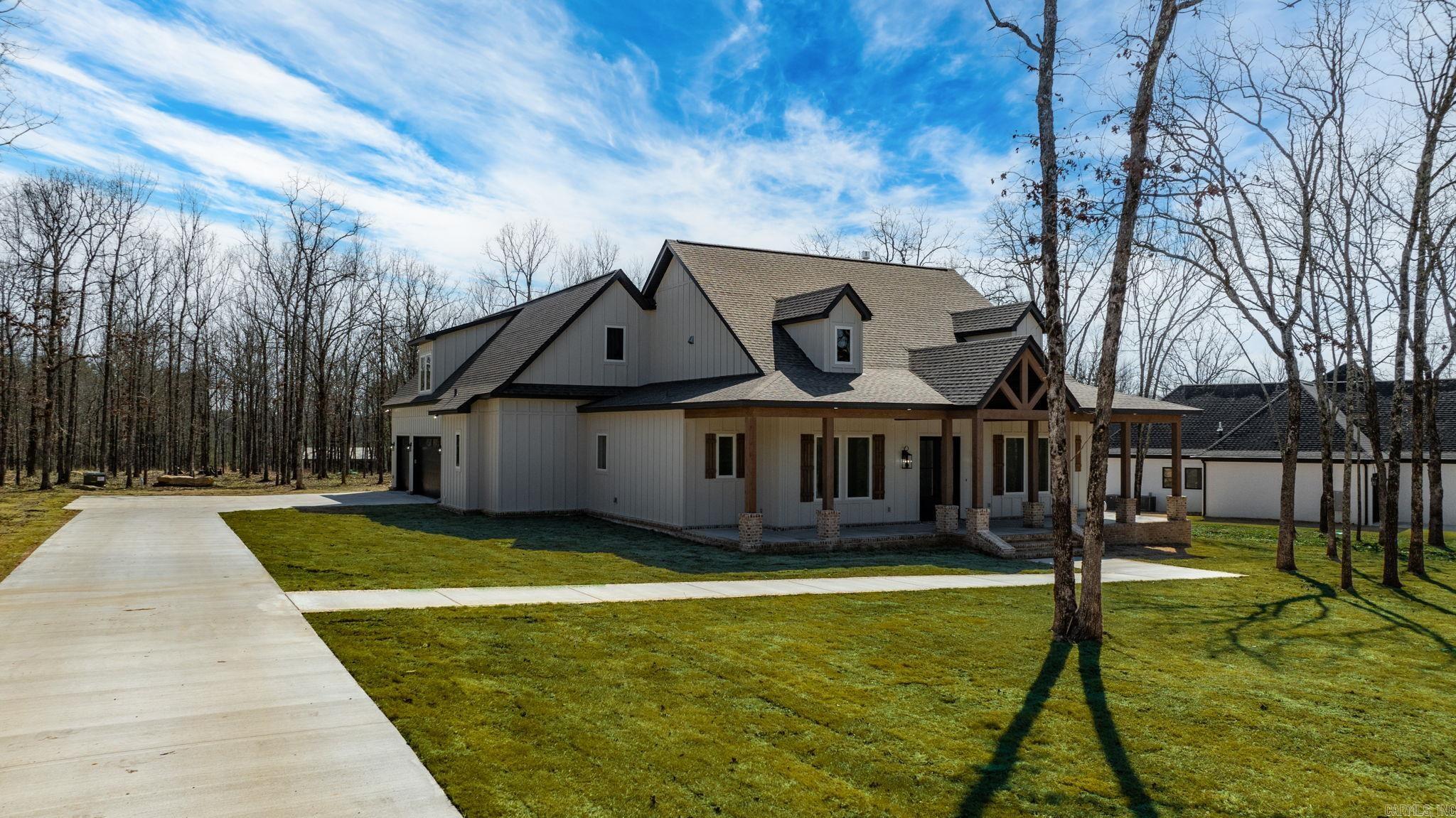 353 Hilltop Dr.  Tumbling Shoals, AR