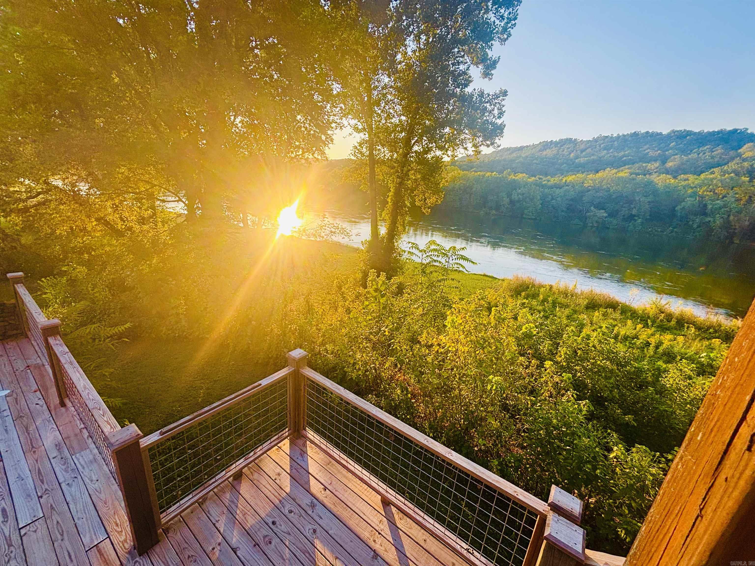 291 River Valley  Mountain View, AR
