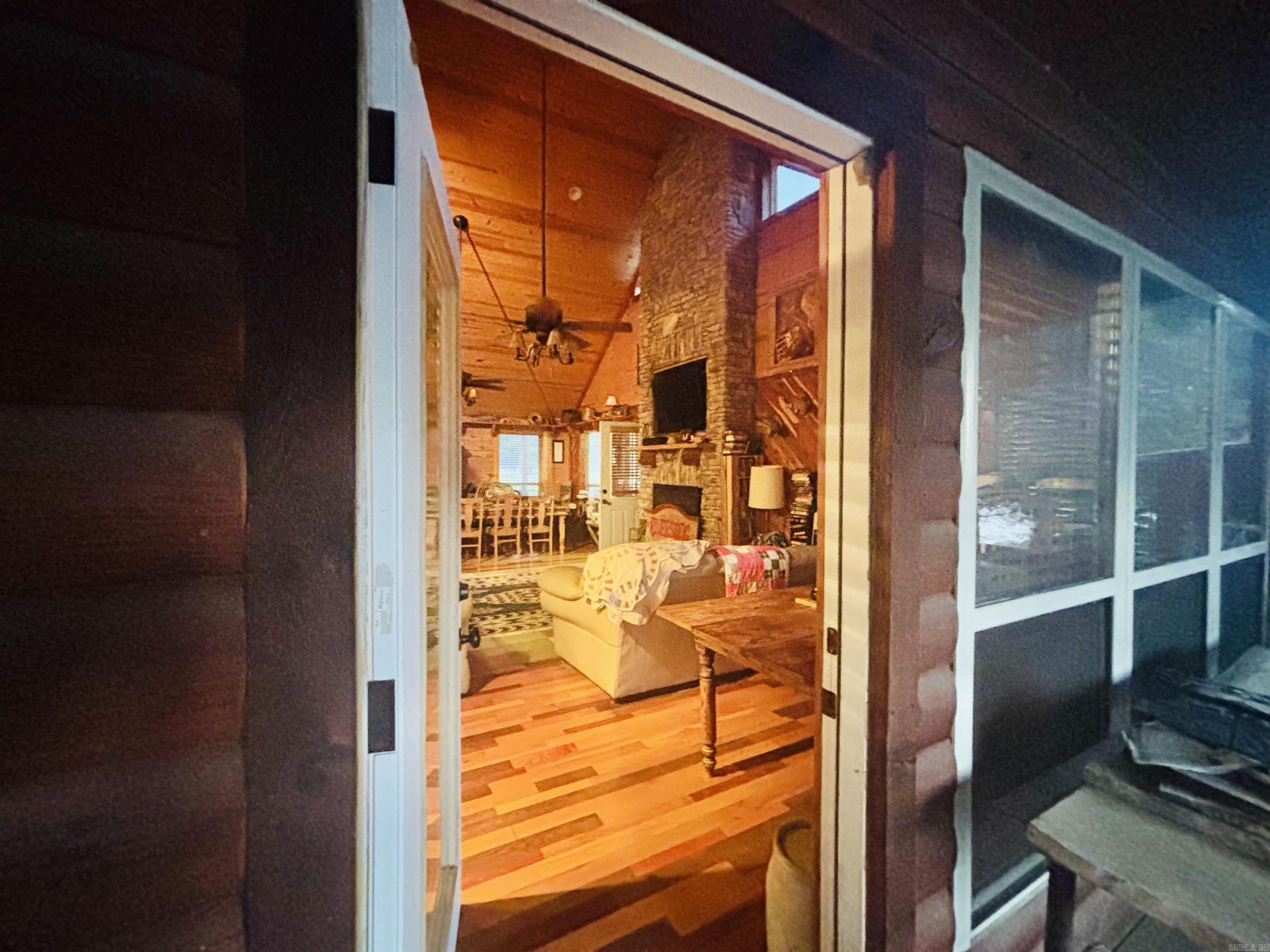 291 River Valley  Mountain View, AR