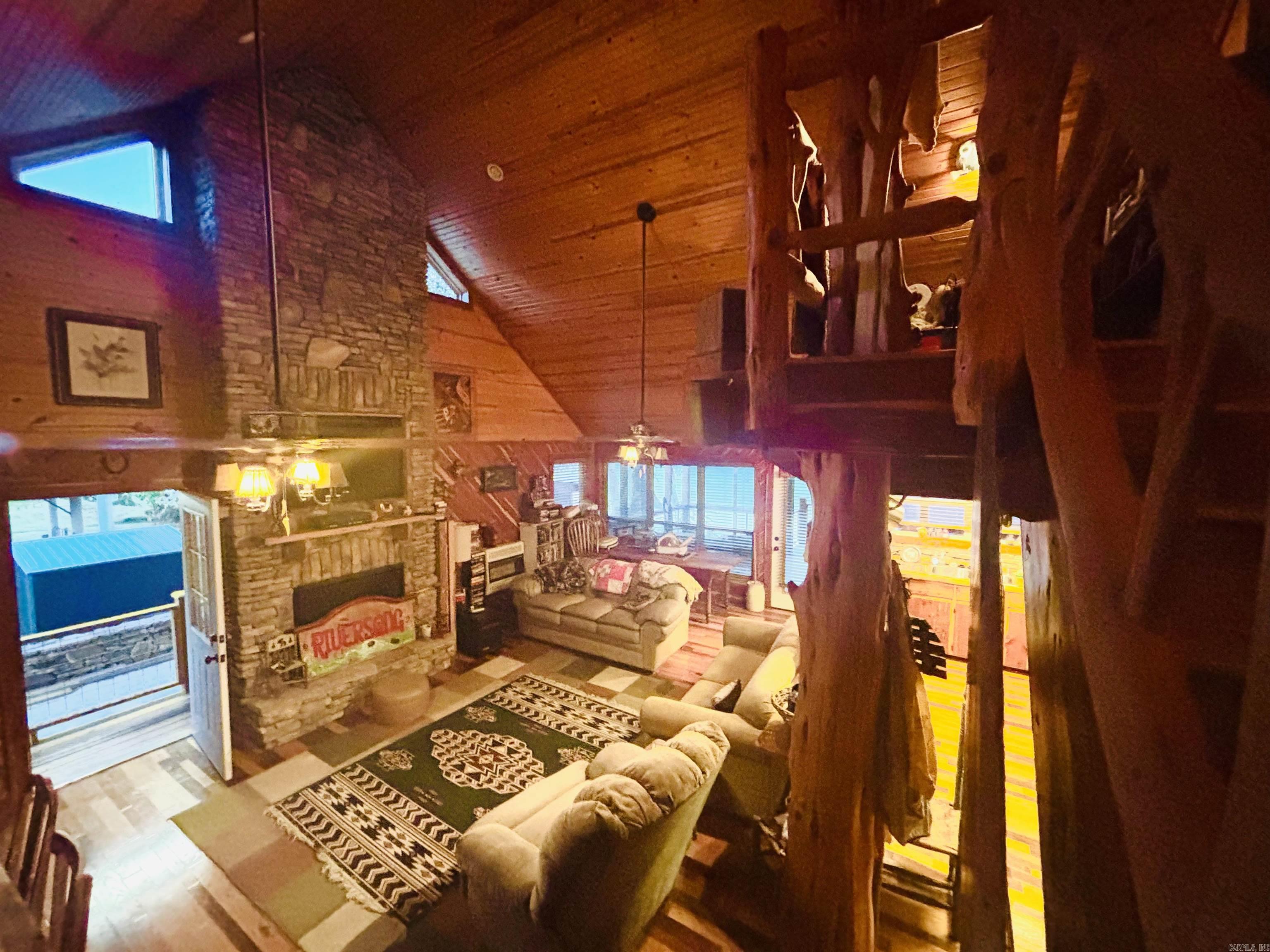 291 River Valley  Mountain View, AR