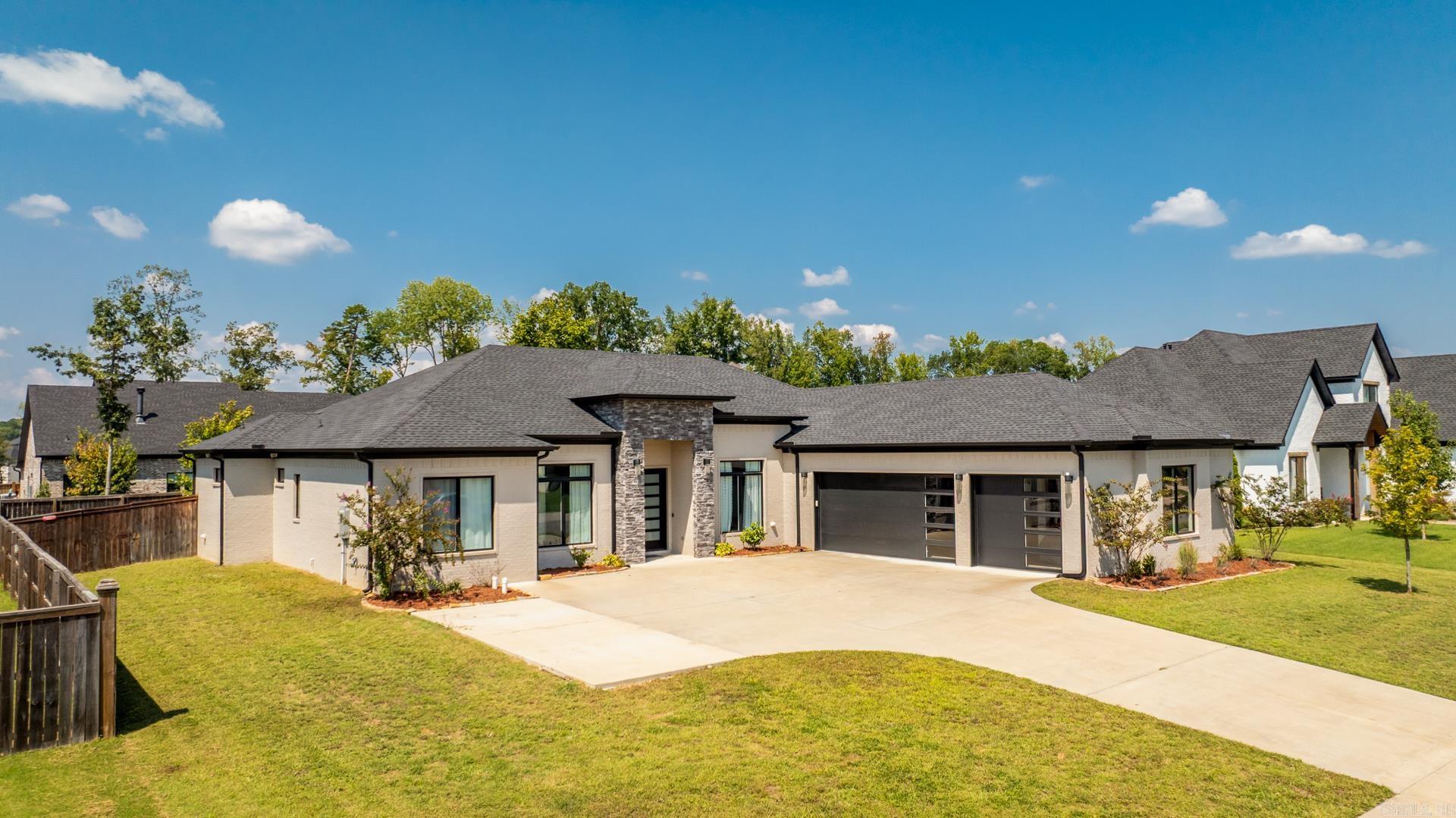 4904 Lake Vista Drive  Benton, AR