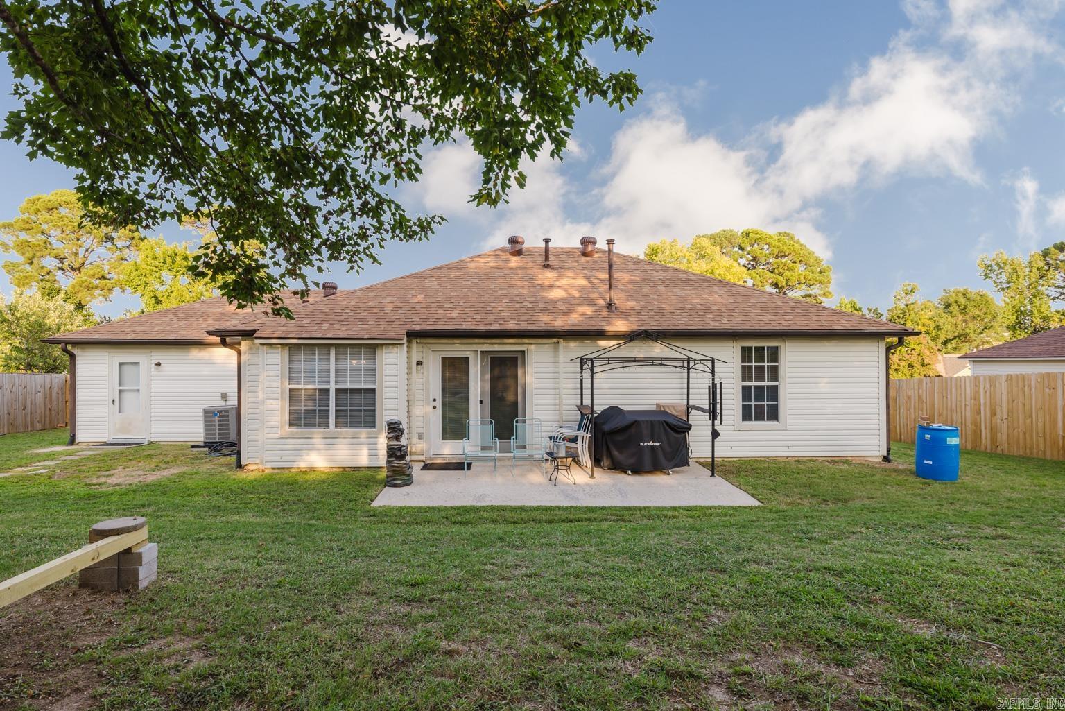 2919 Forest Dr  Bryant, AR
