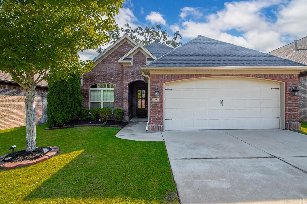 9 Bishop  Little Rock, AR