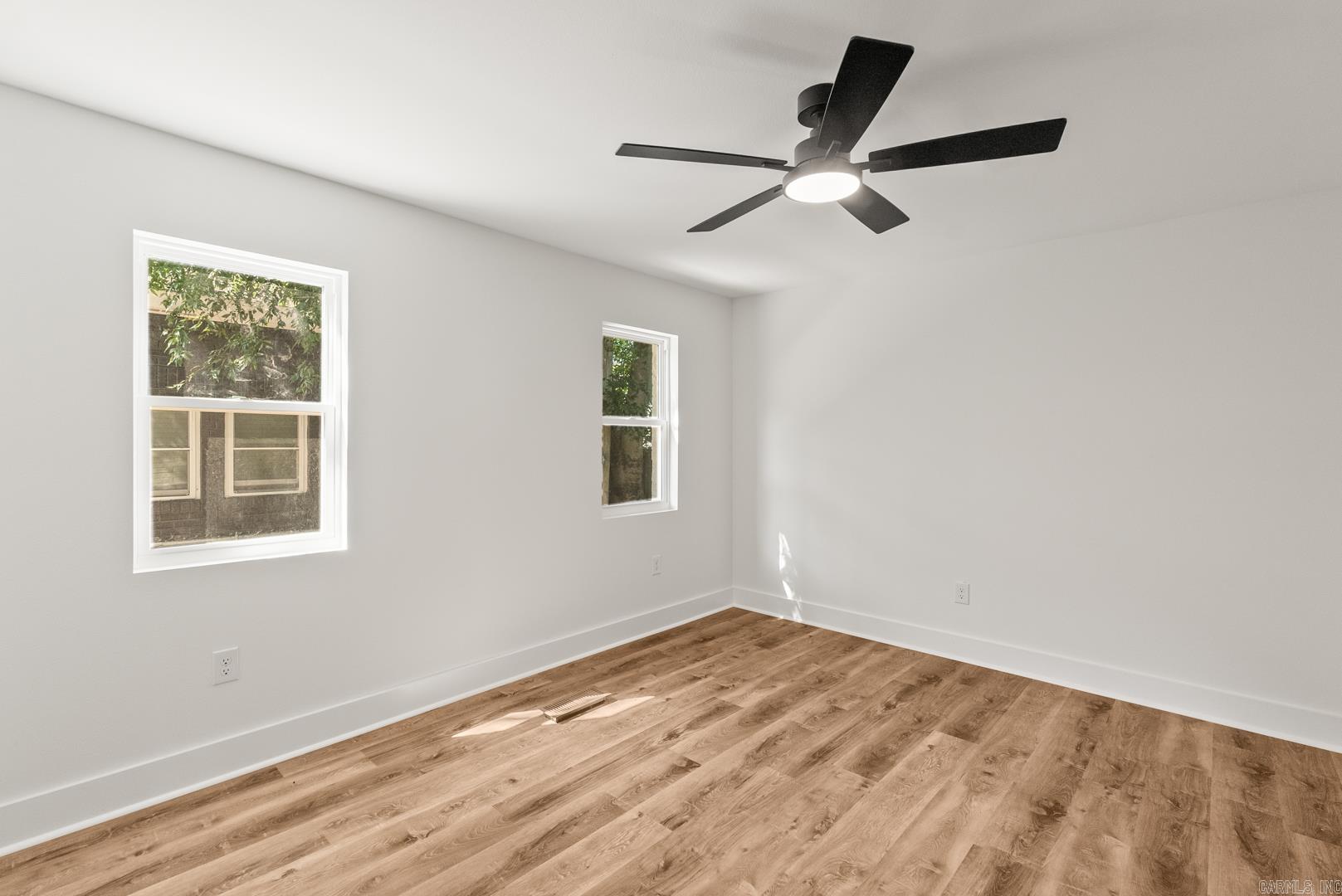 1416 S Izard  Little Rock, AR