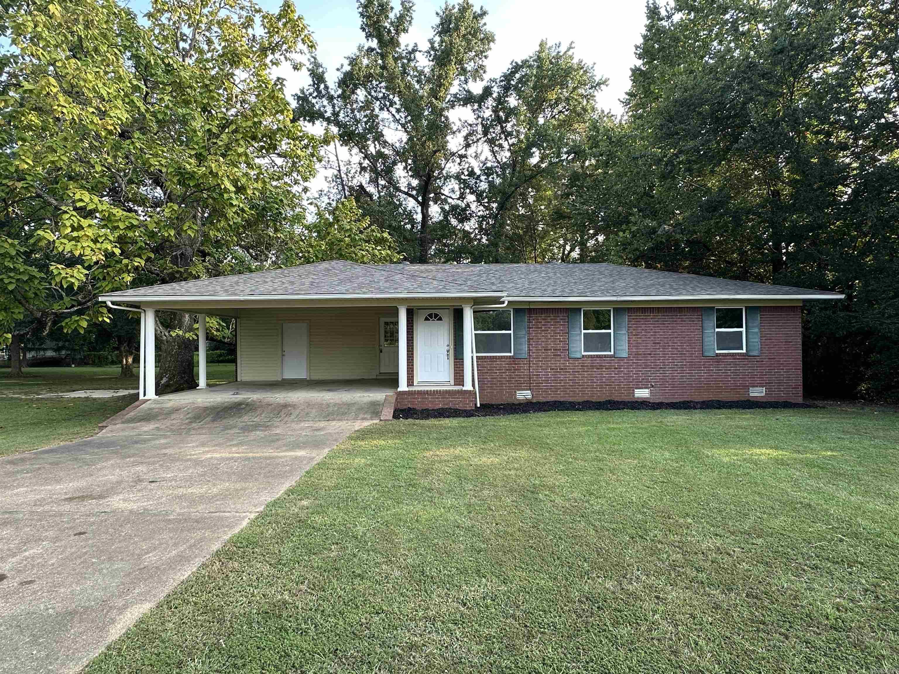 1805 Pine Bluff  Malvern, AR