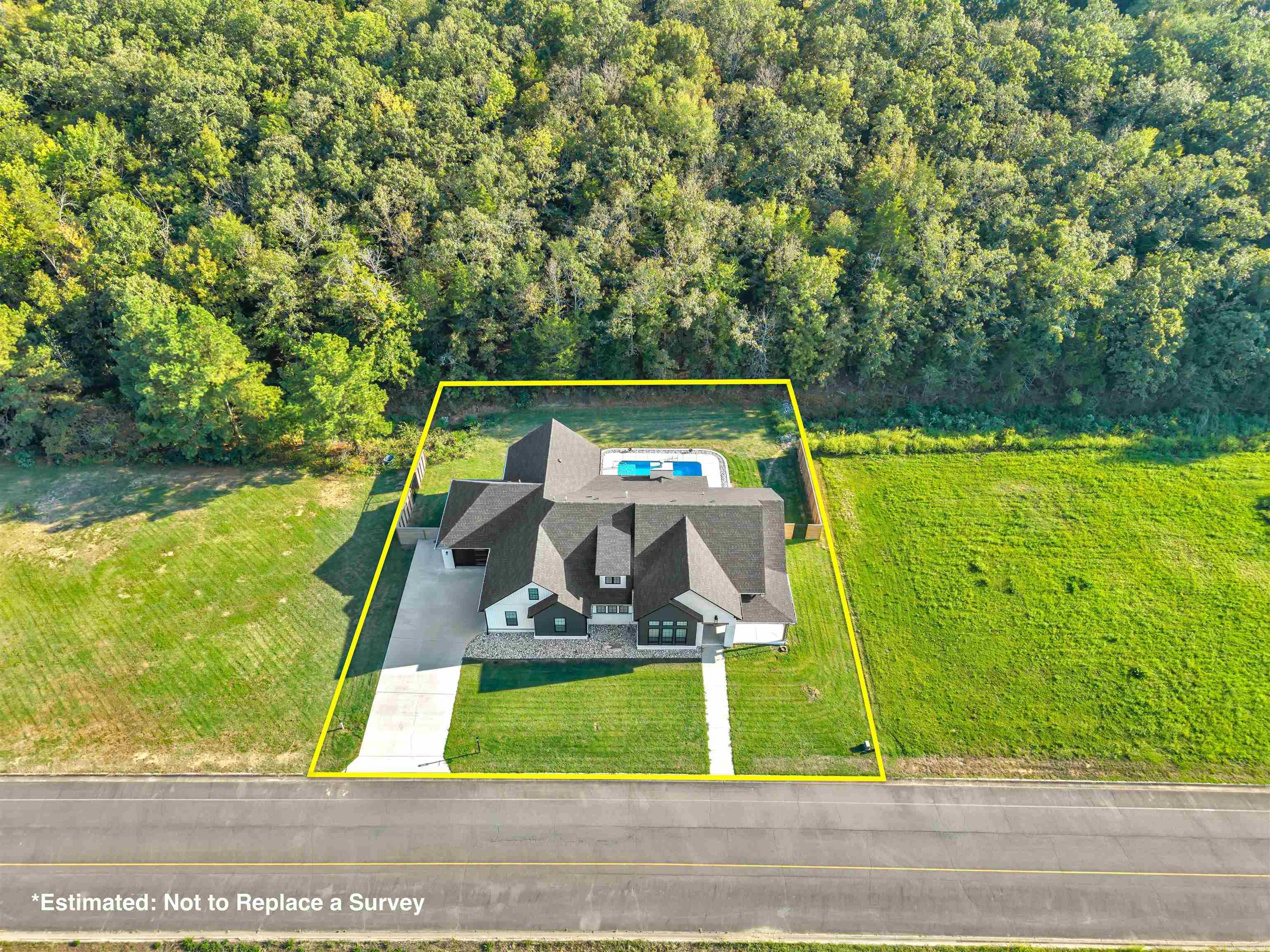 1708 E Holloway  Morrilton, AR