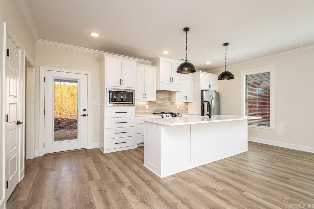 208 Kanis Ridge  Little Rock, AR