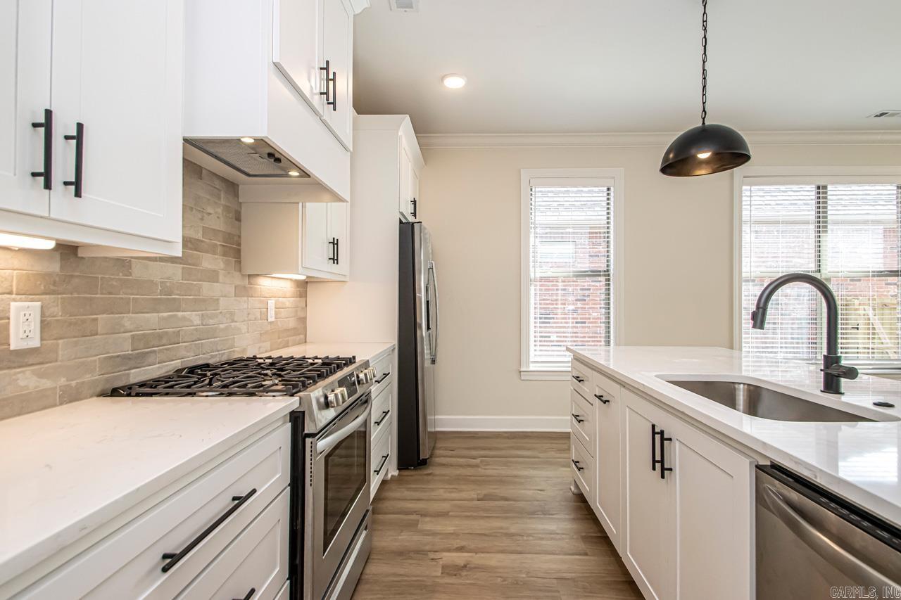 208 Kanis Ridge  Little Rock, AR