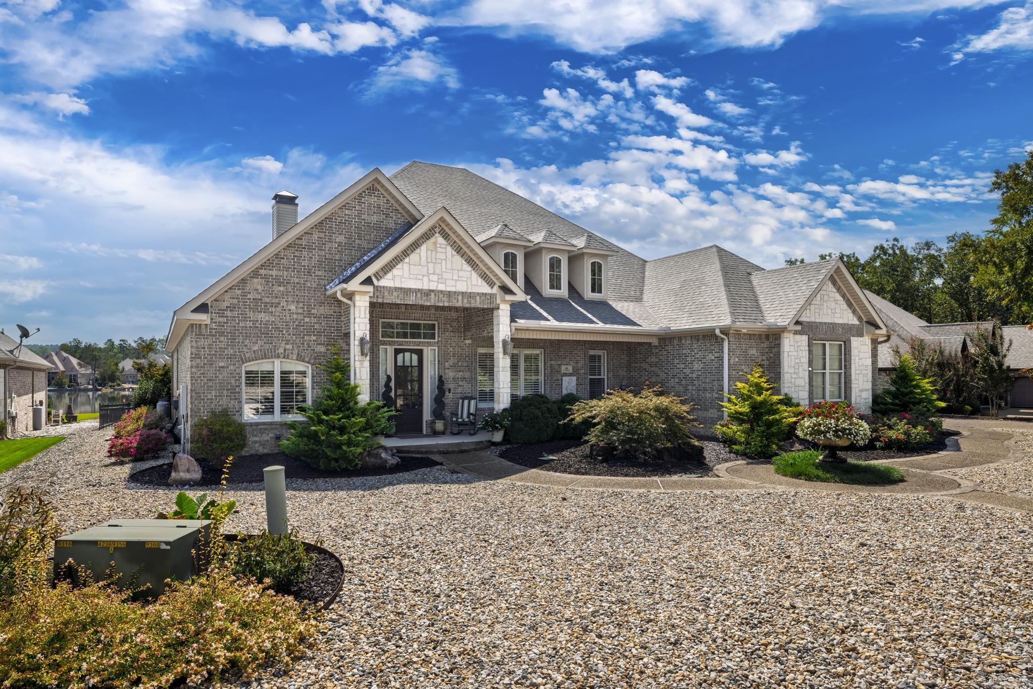 10 Linares  Hot Springs Village, AR