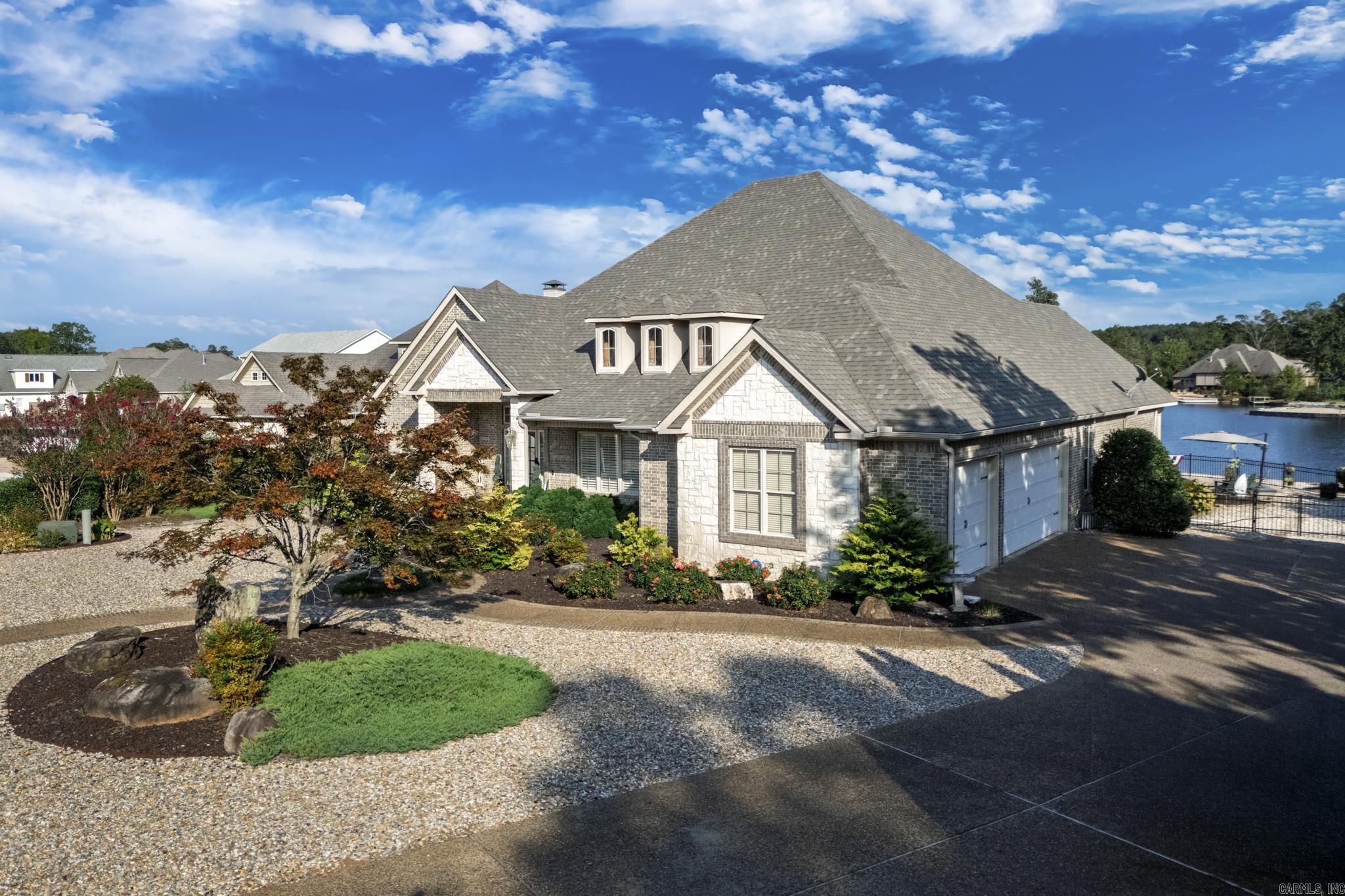 10 Linares  Hot Springs Village, AR