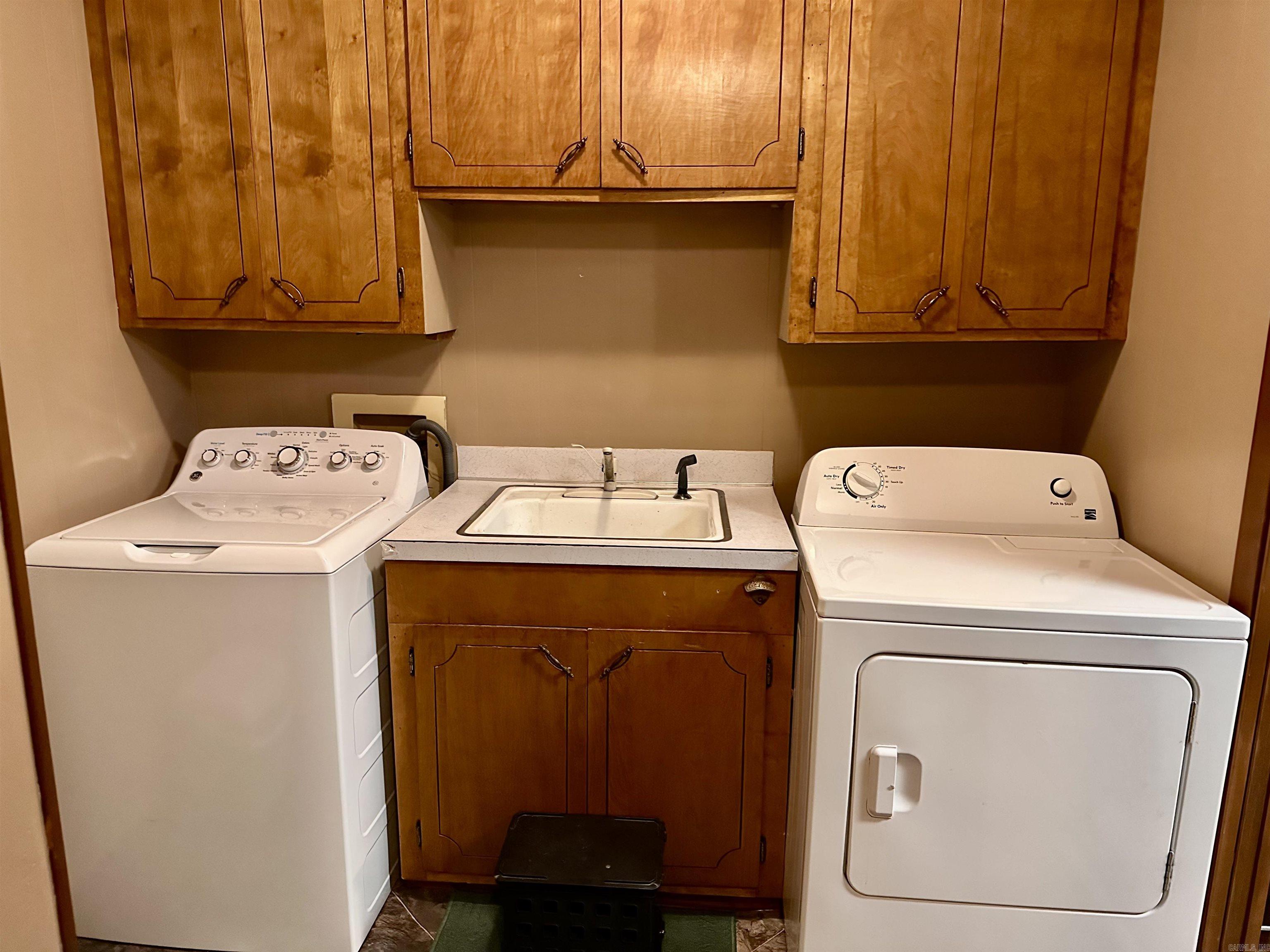 2445 Warren  Camden, AR