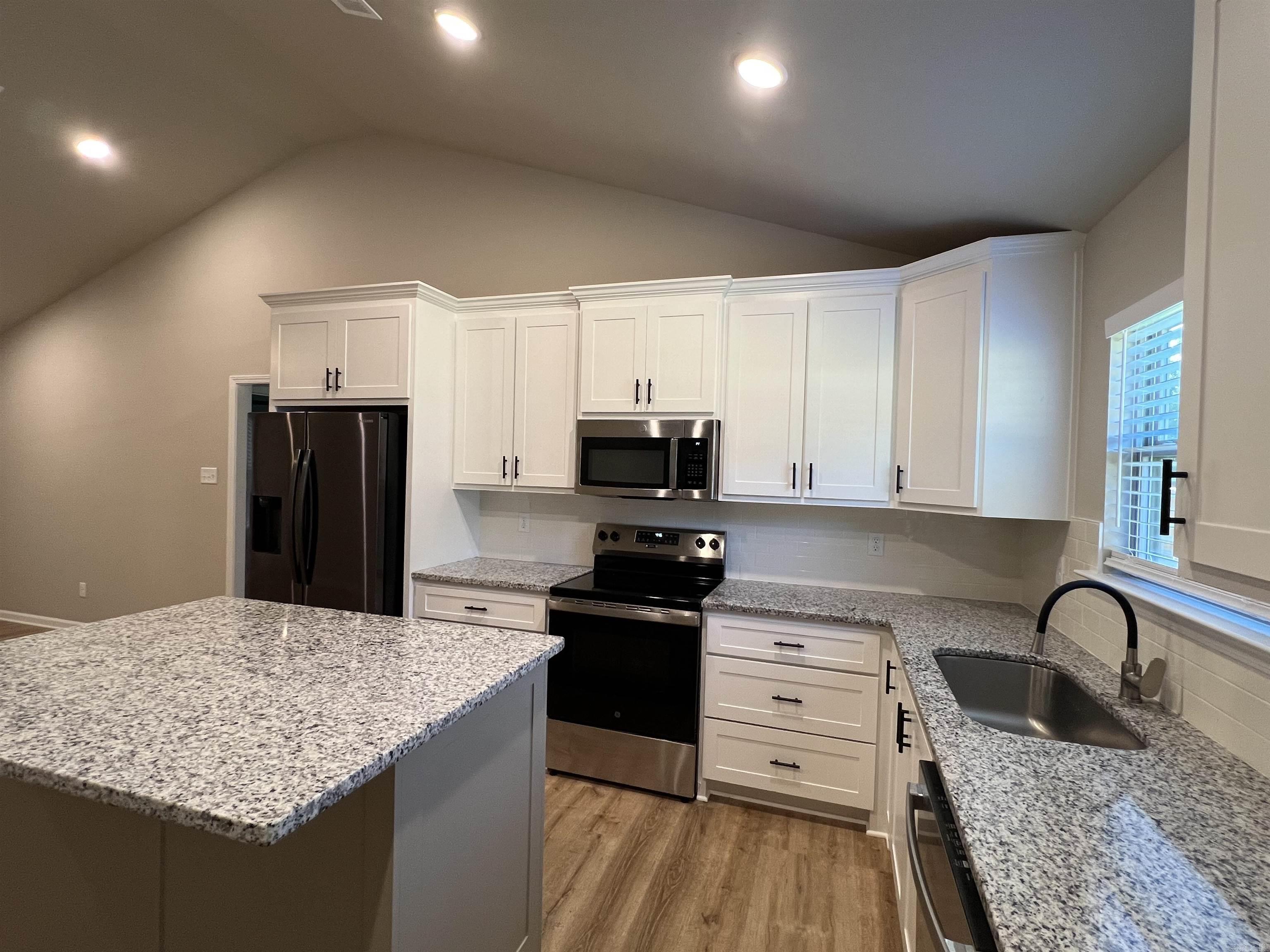 515 E Mississippi  Beebe, AR