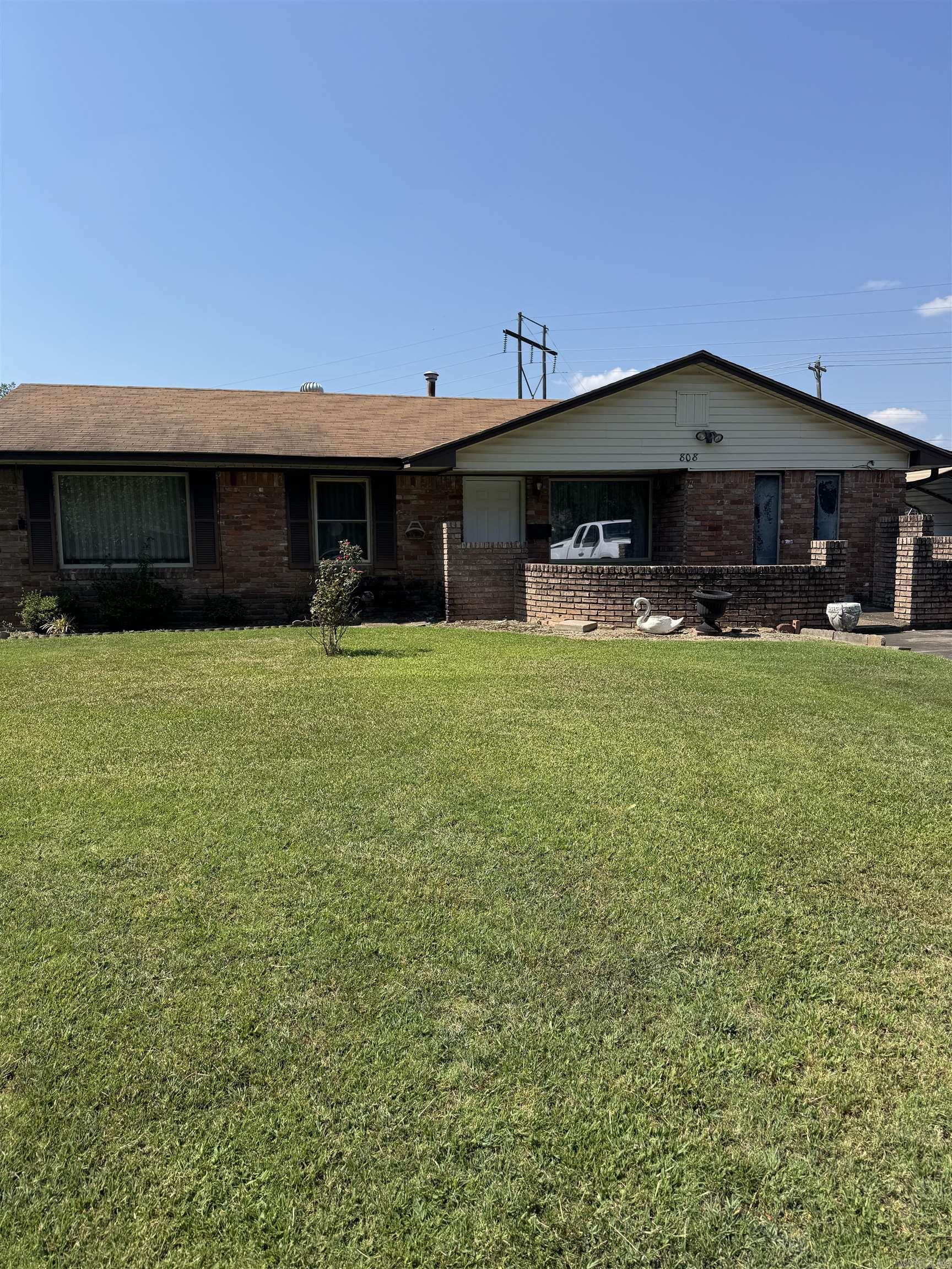 808 Barrow  Pine Bluff, AR