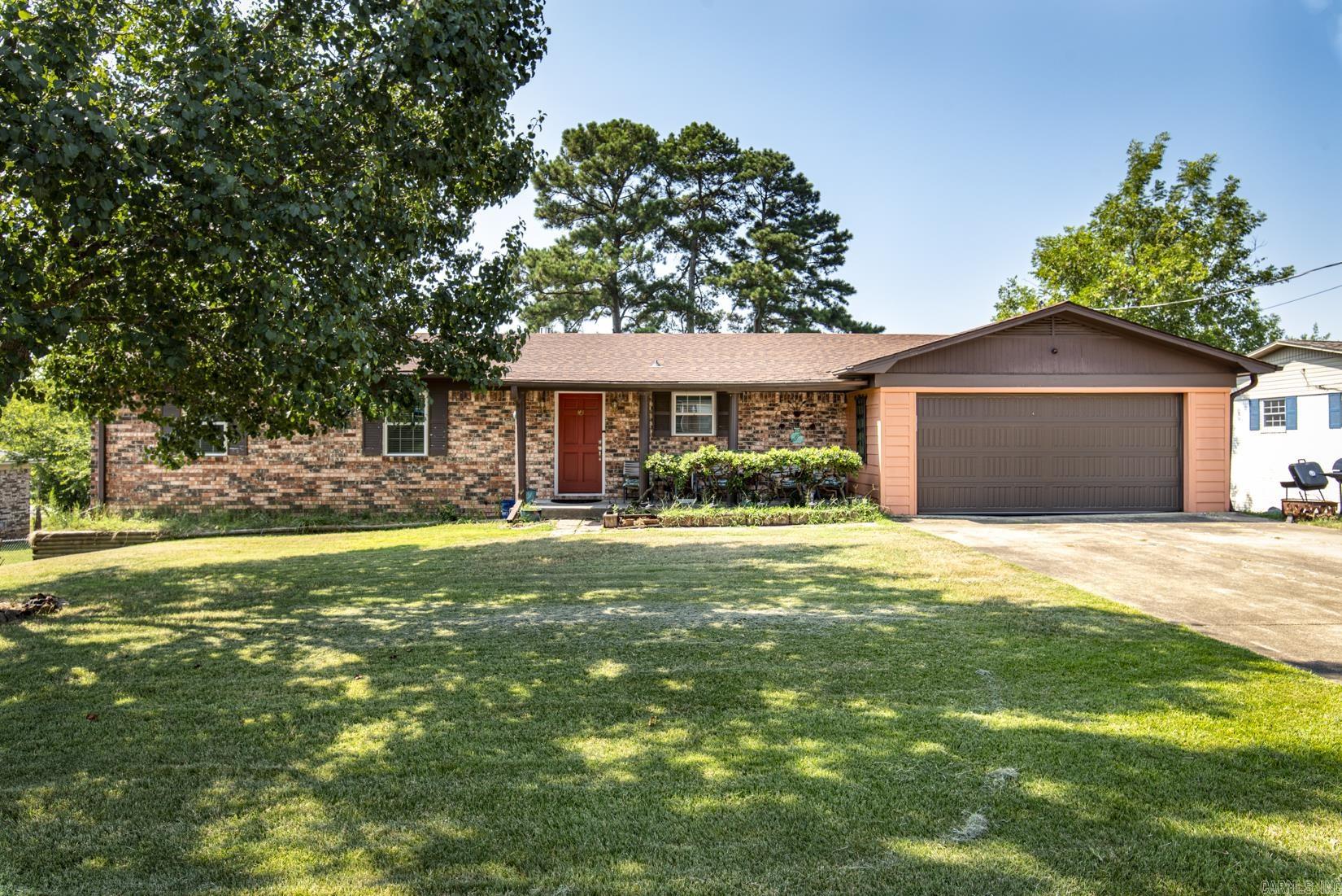 303 Mockingbird St  Hot Springs, AR