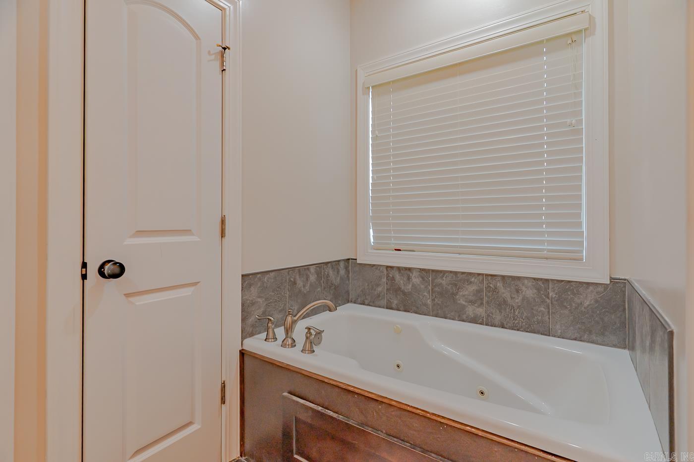 1116 Gregory Ct  Jonesboro, AR