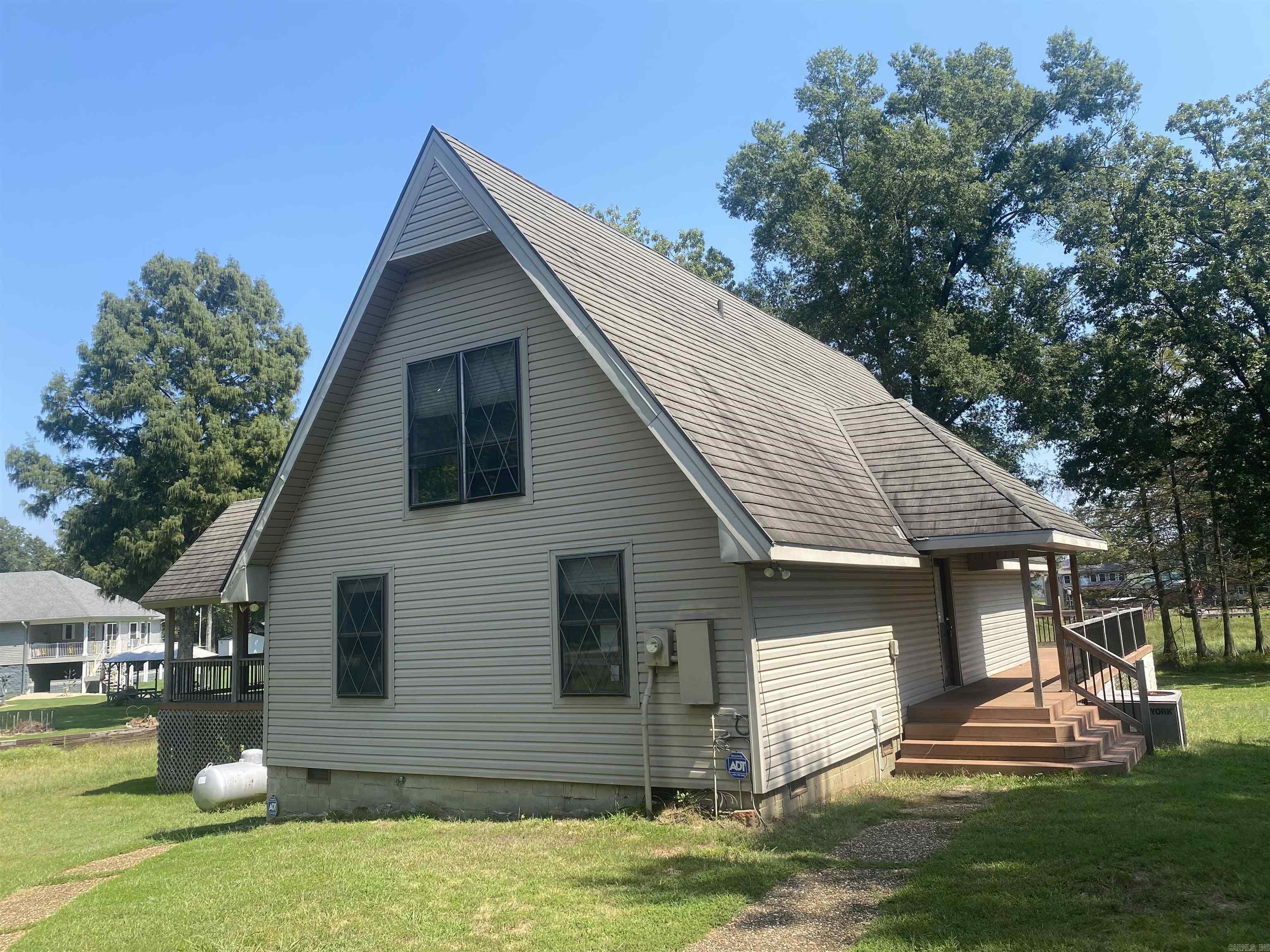 26 Roberts  Mayflower, AR