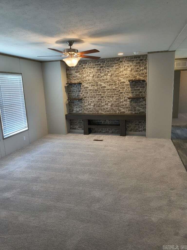 4004 N Highway 252  Lavaca, AR
