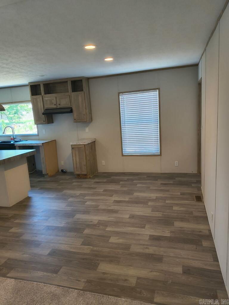 4004 N Highway 252  Lavaca, AR