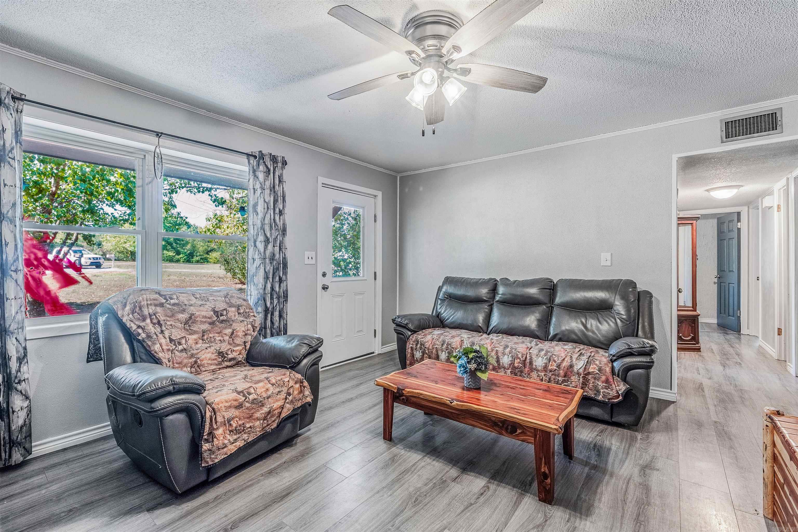 179 Wilf  Pleasant Plains, AR