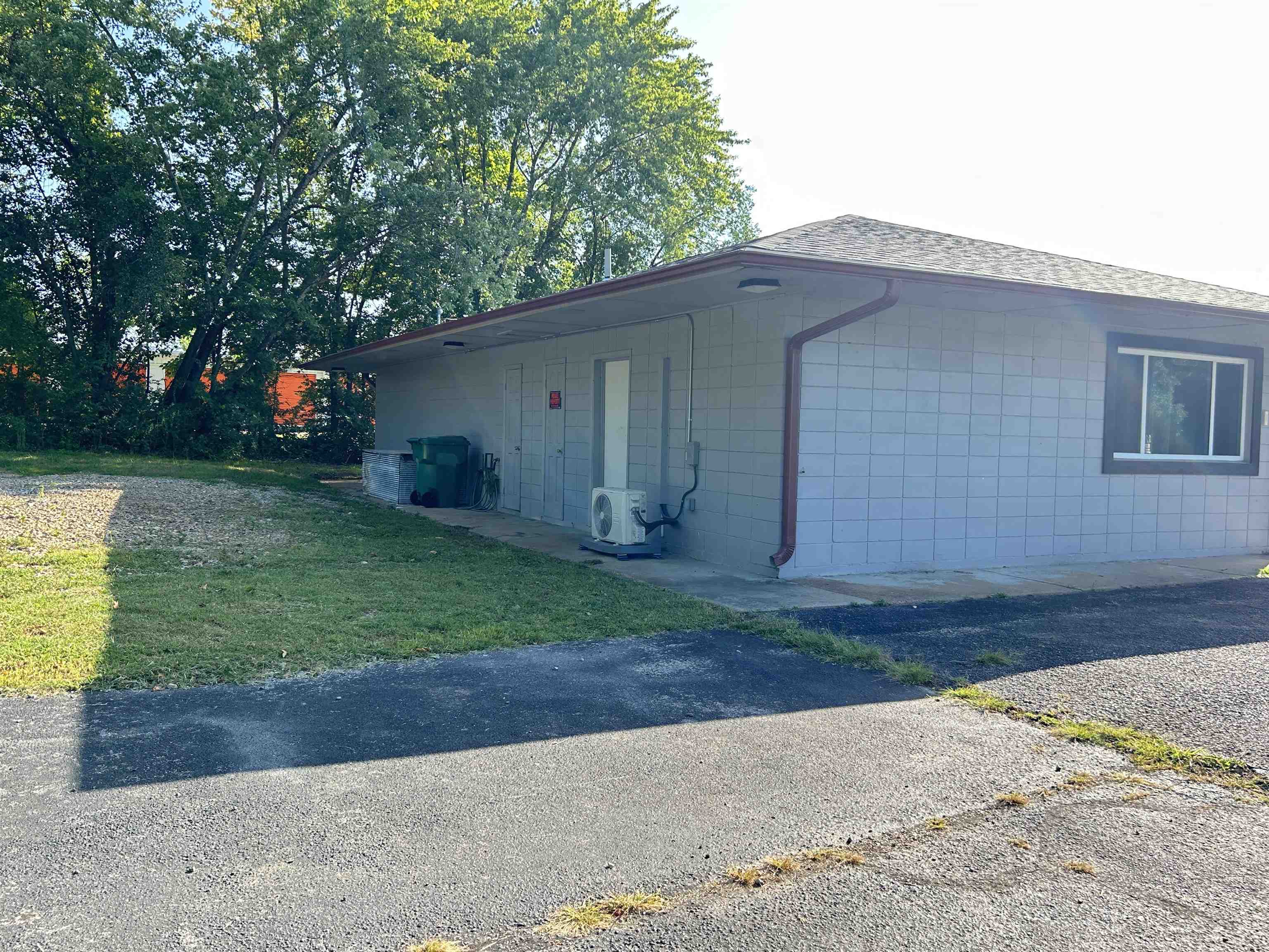 681 Ash Flat  Ash Flat, AR
