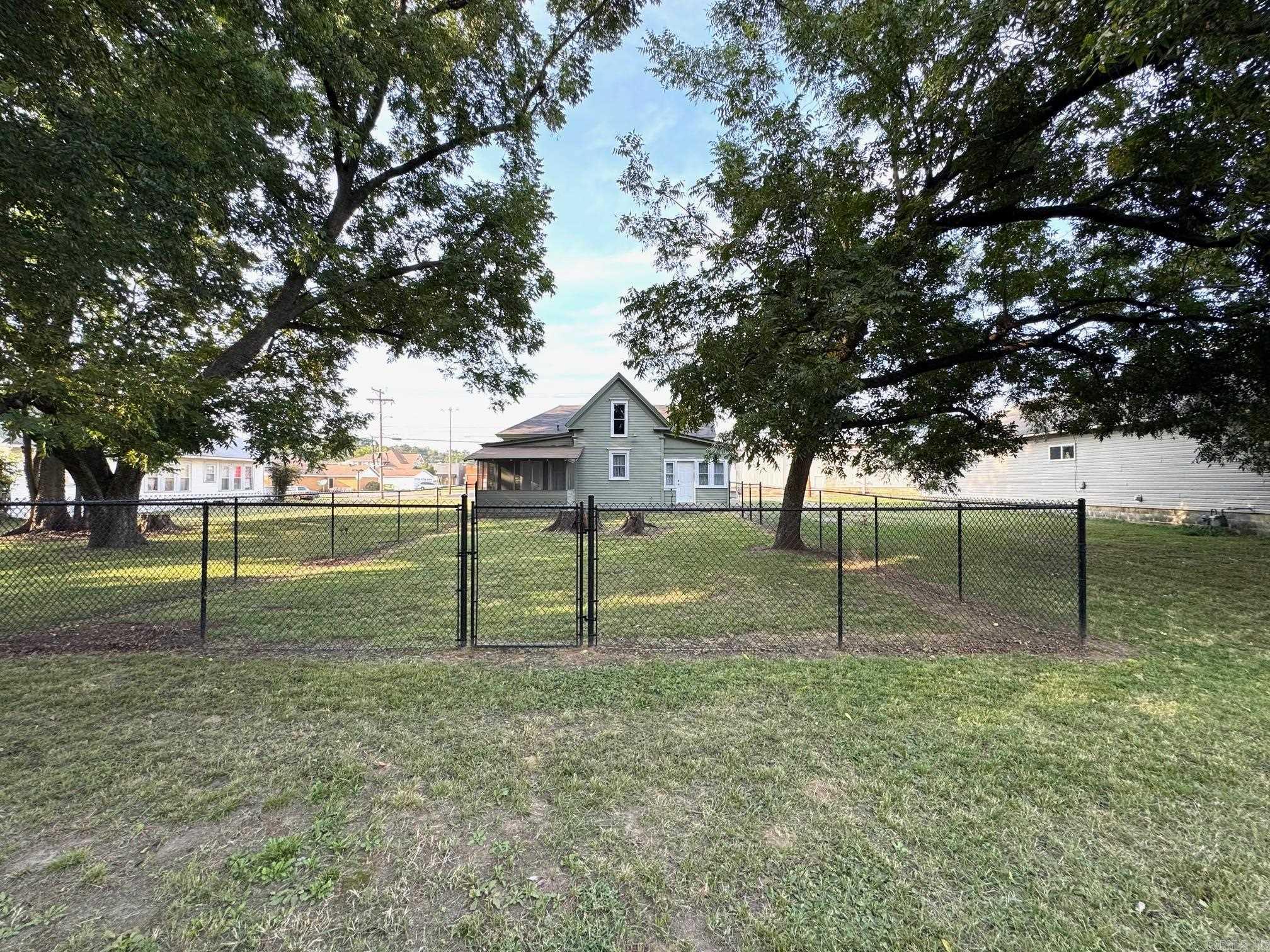 405 Sevier  Clarksville, AR