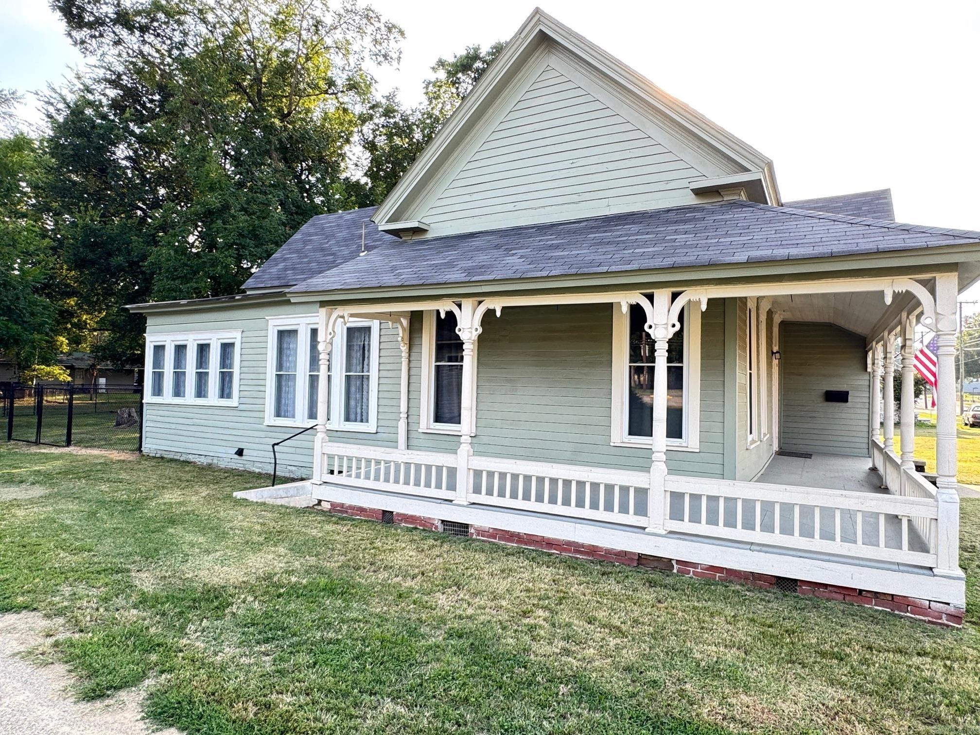 405 Sevier  Clarksville, AR