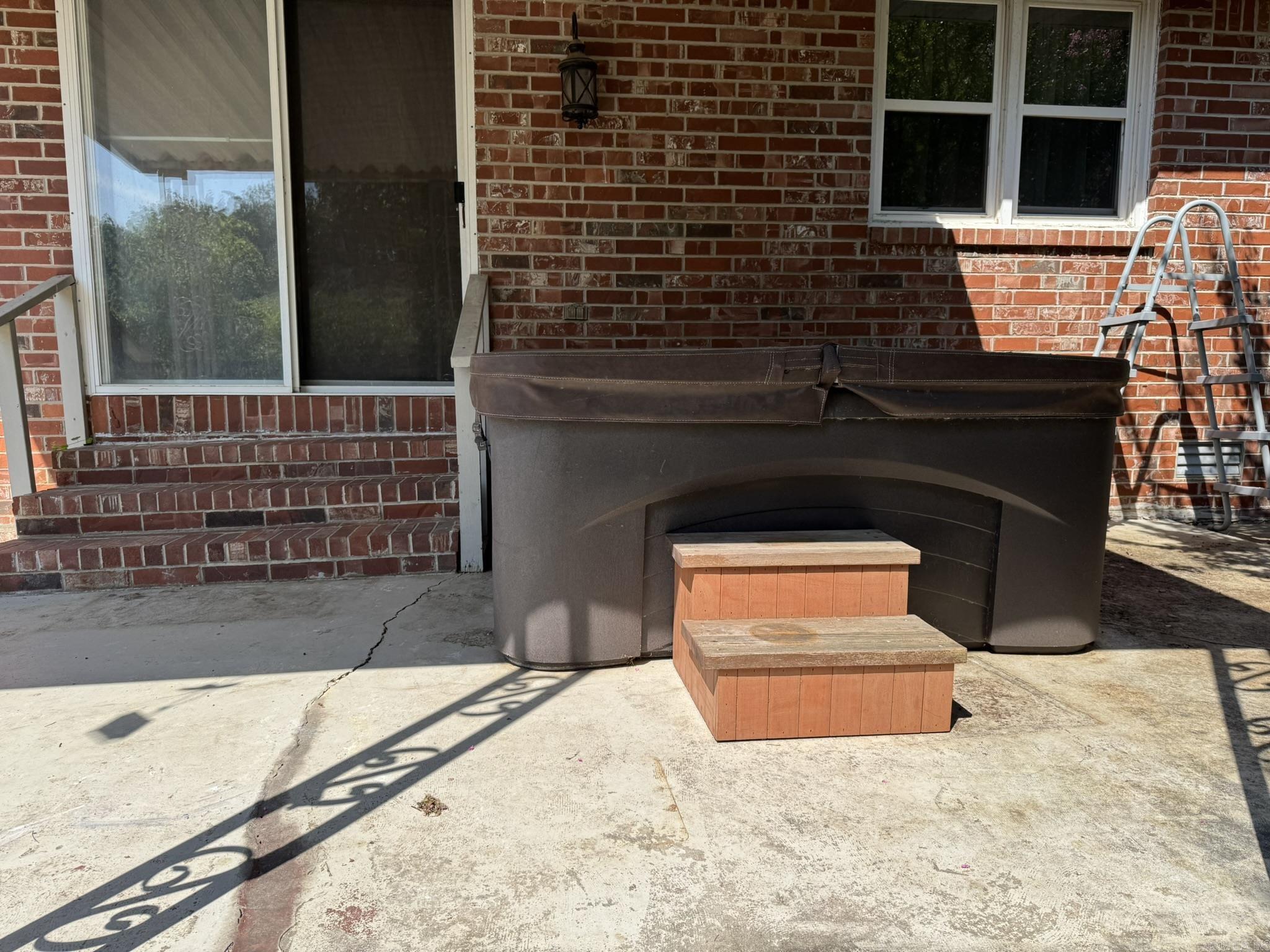 1513 Berry  Mountain Home, AR